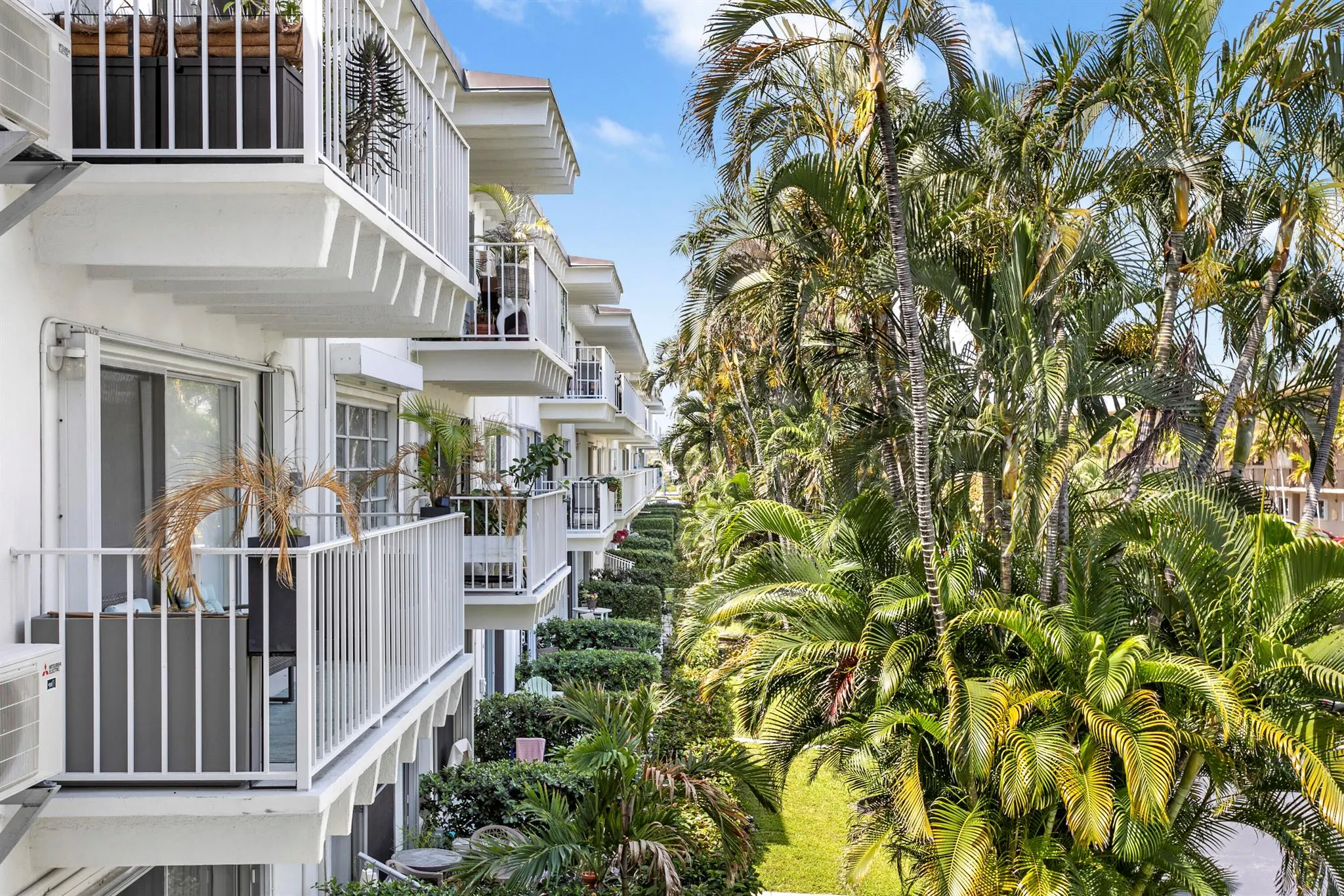 4001 S South Ocean Boulevard, #200