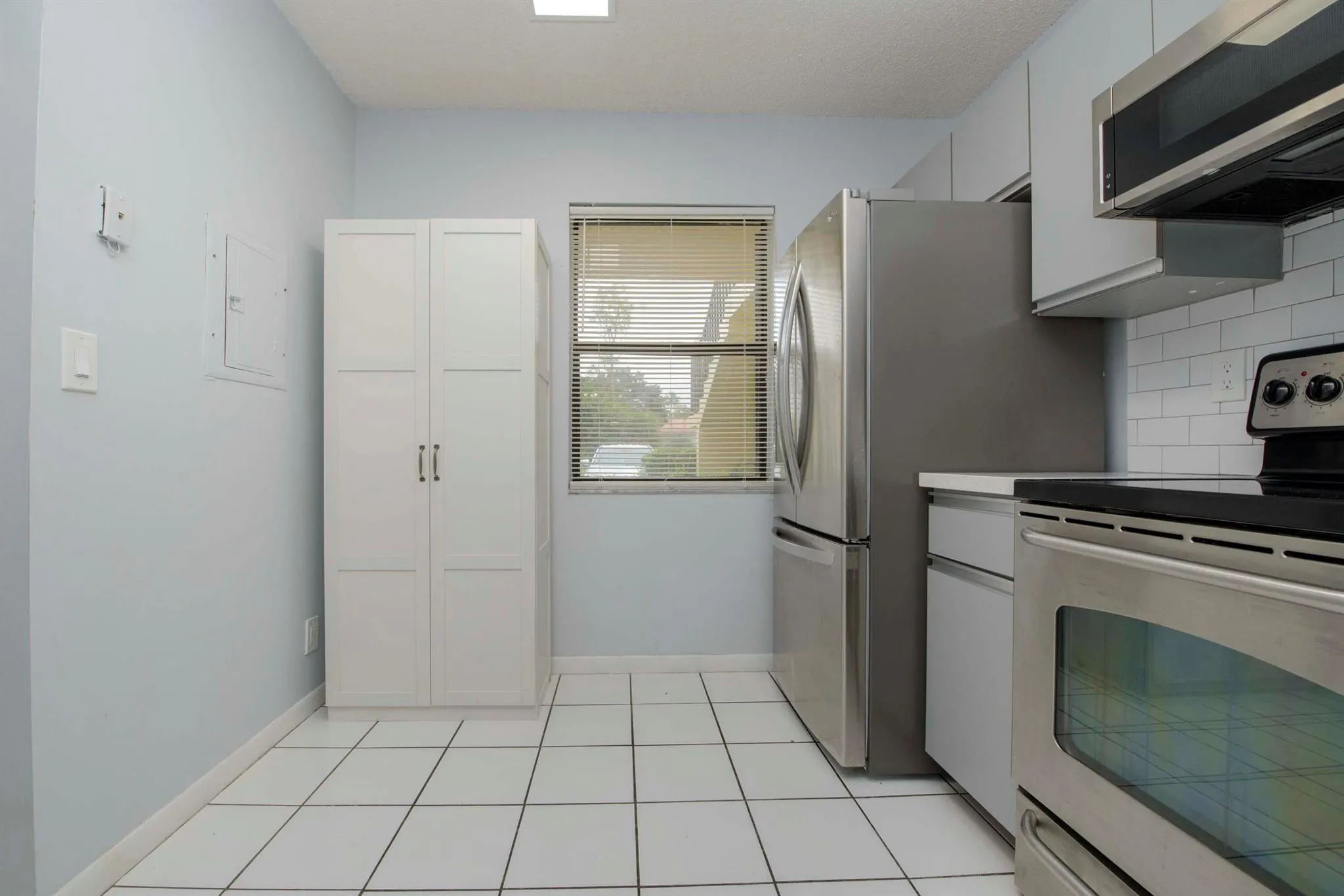 4689 Lucerne Lakes E Boulevard E, #106