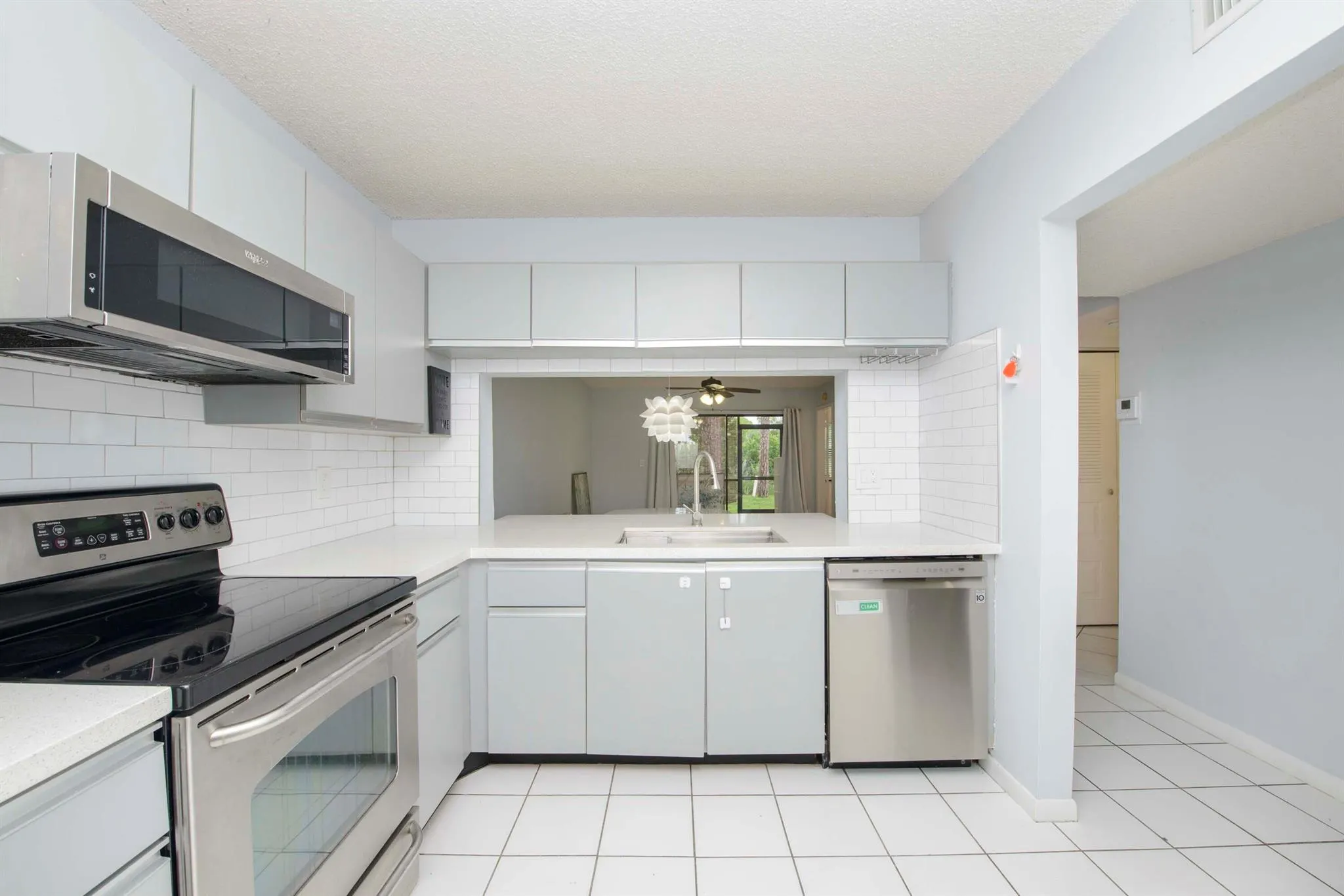 4689 Lucerne Lakes E Boulevard E, #106