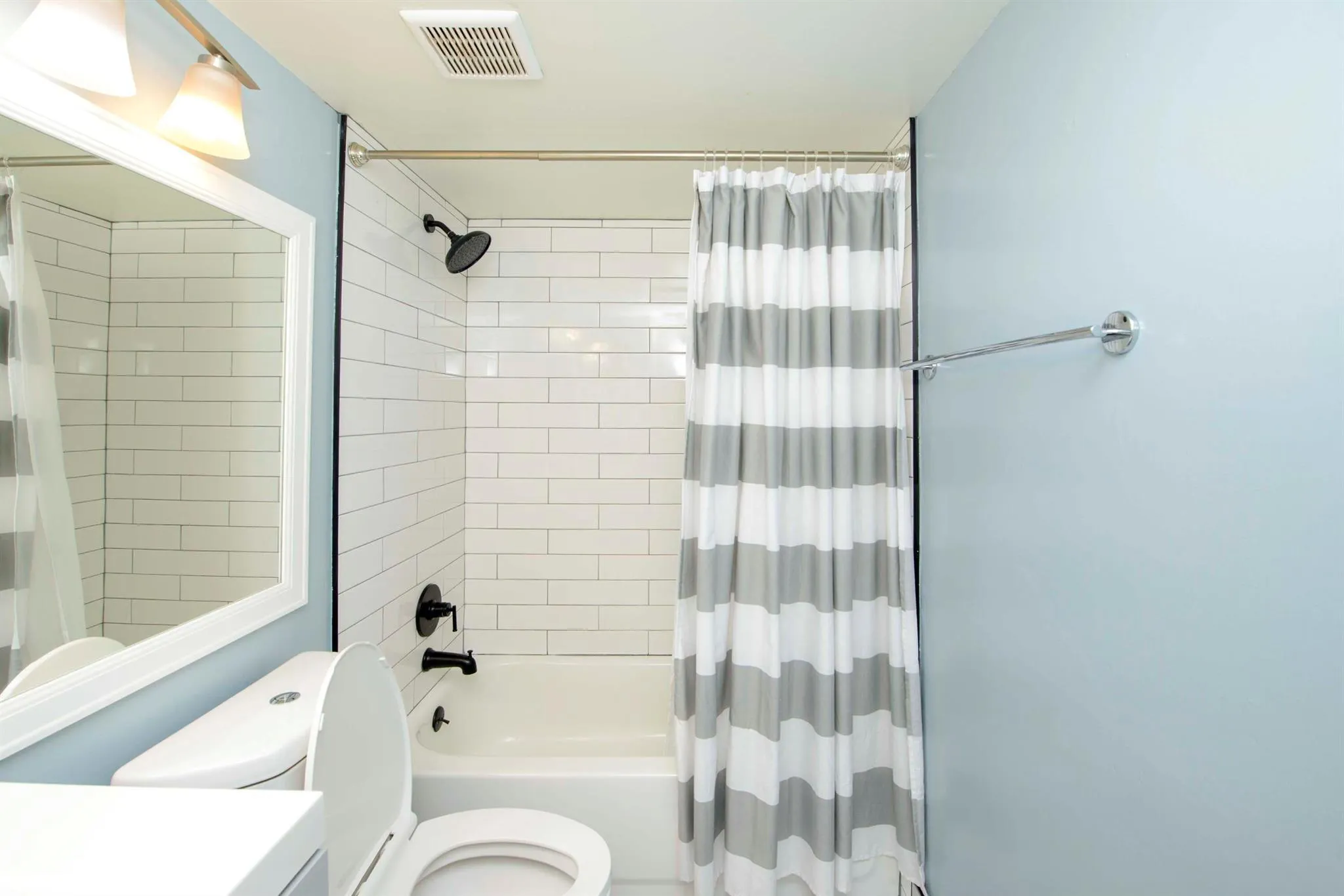 4689 Lucerne Lakes E Boulevard E, #106