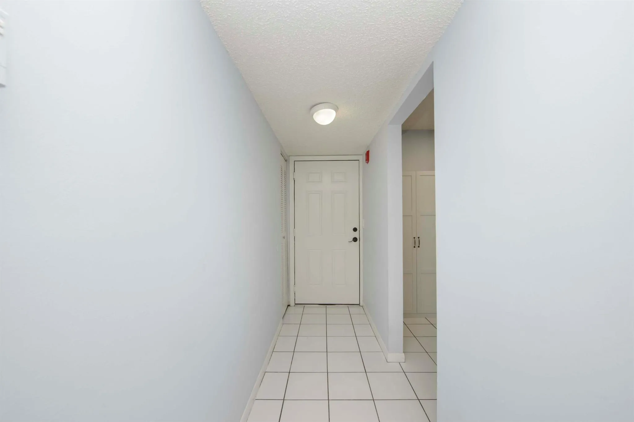 4689 Lucerne Lakes E Boulevard E, #106
