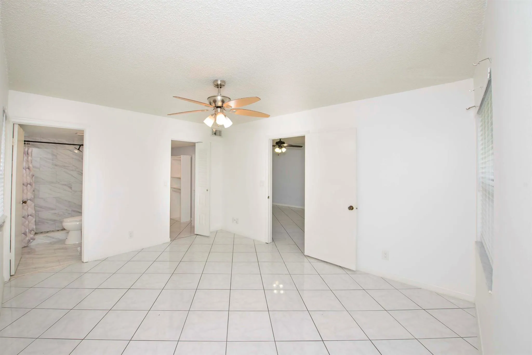 4689 Lucerne Lakes E Boulevard E, #106