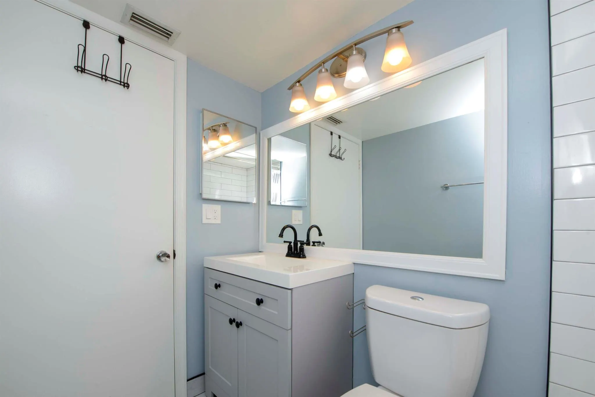 4689 Lucerne Lakes E Boulevard E, #106