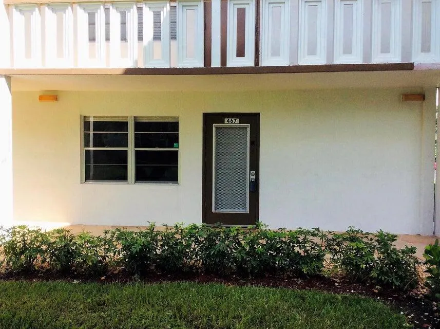 467 Mansfield L