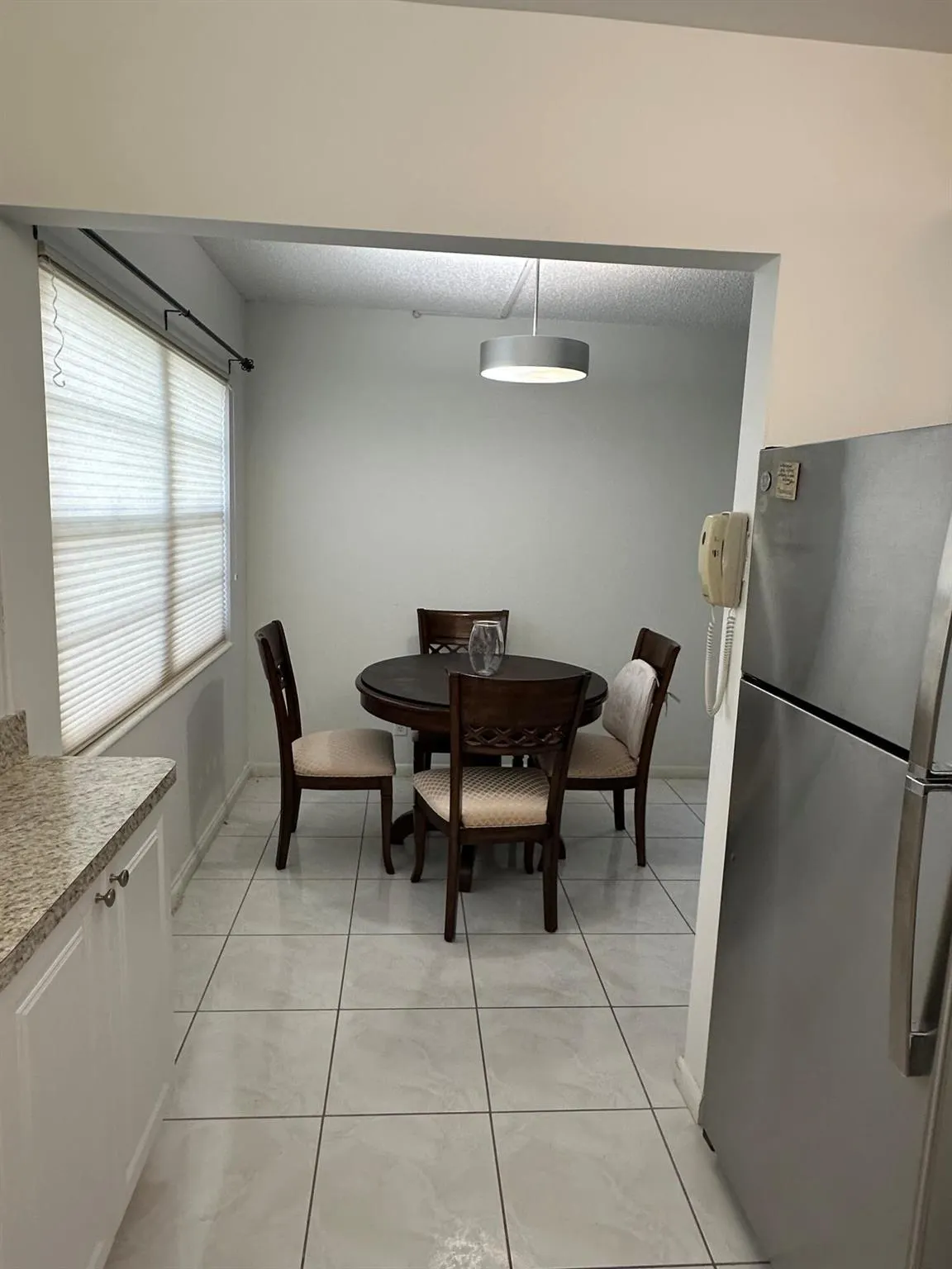 467 Mansfield L