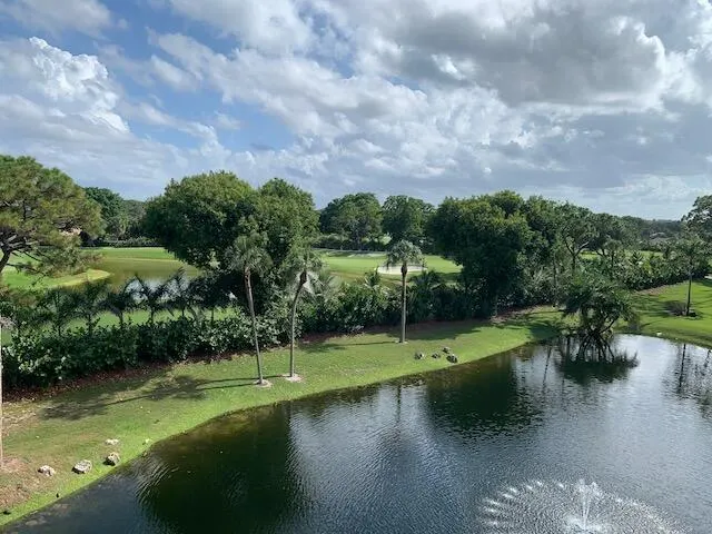 6562 Boca Del Mar Drive, #527