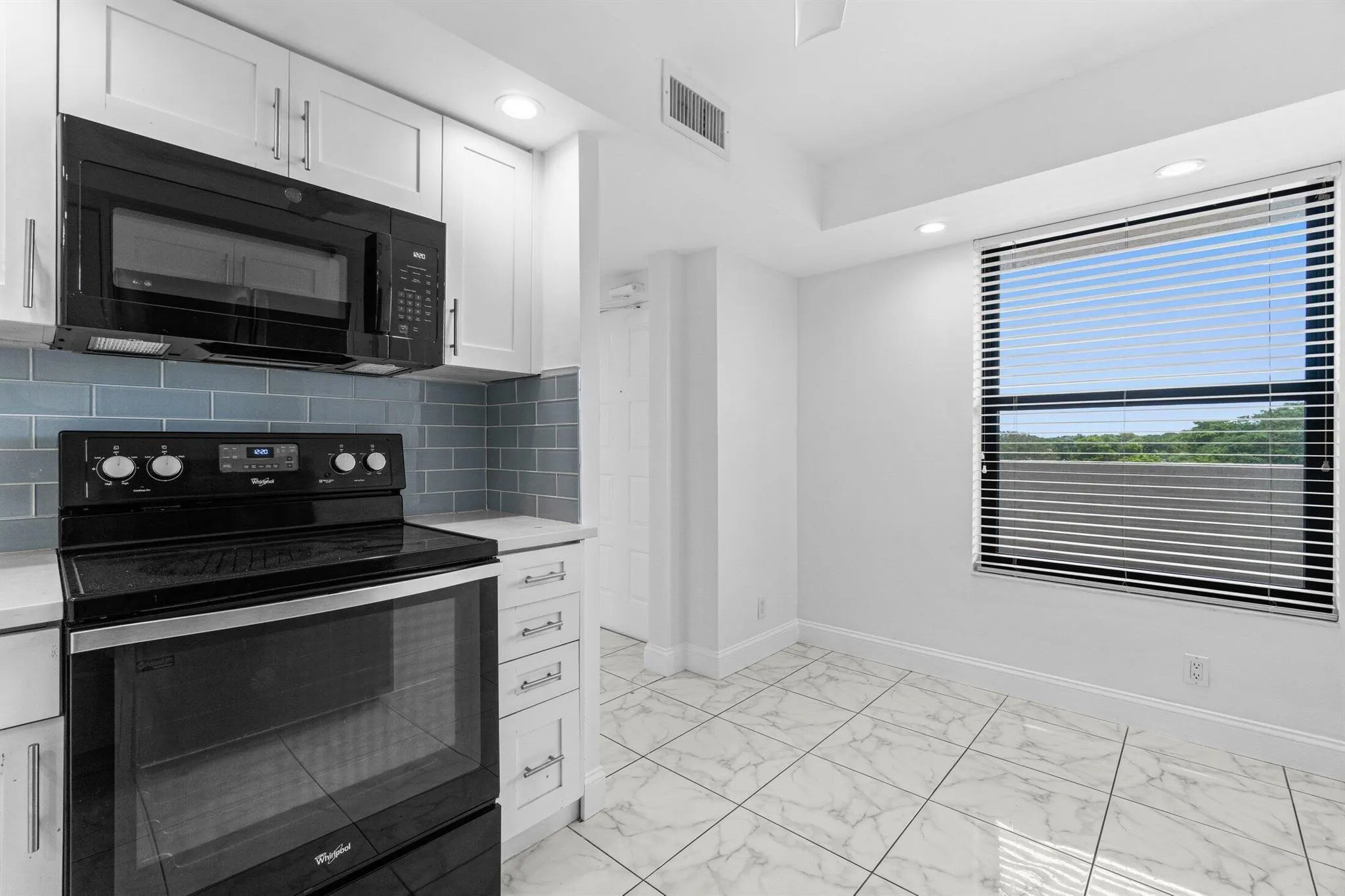 6562 Boca Del Mar Drive, #527