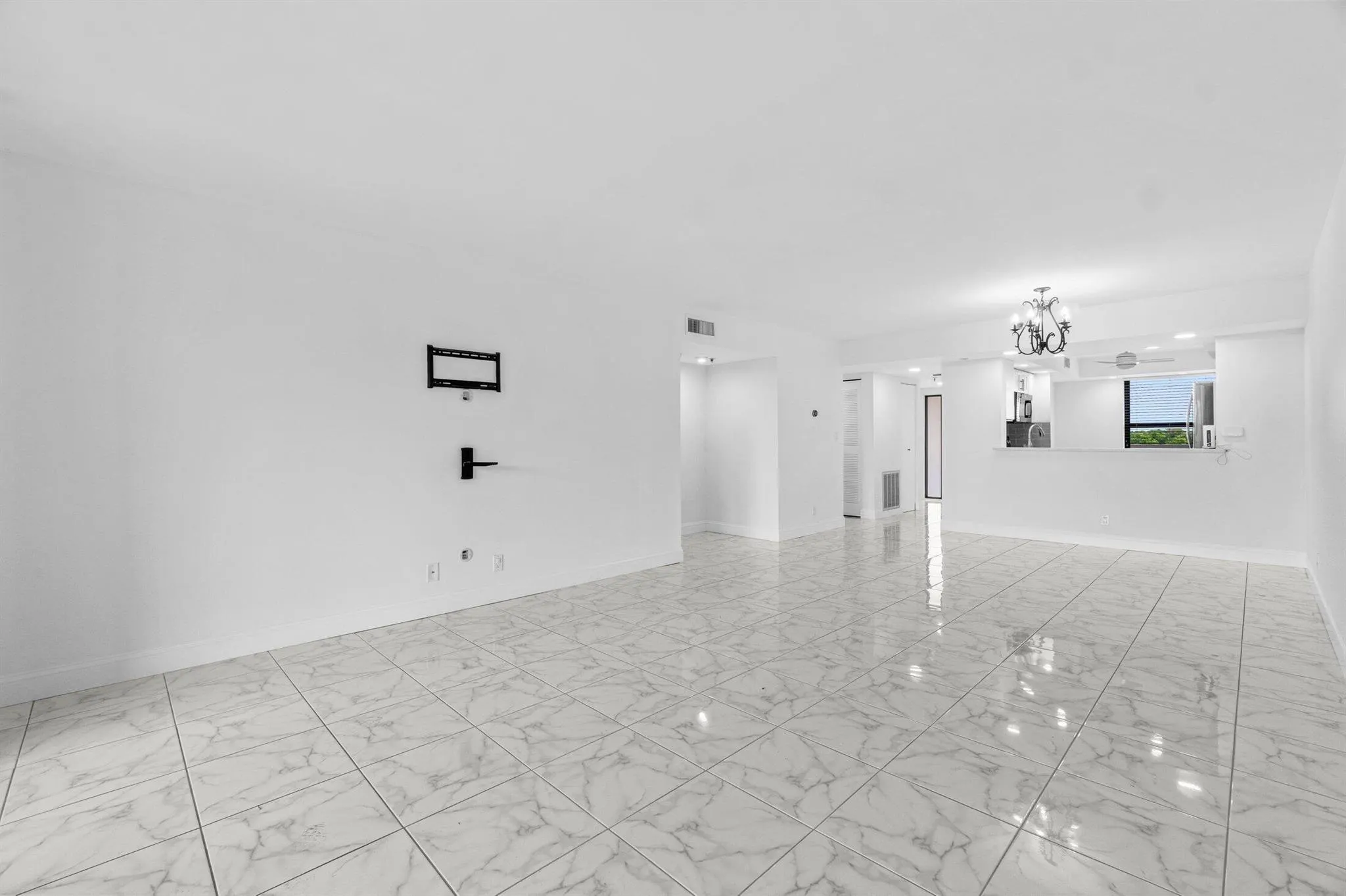 6562 Boca Del Mar Drive, #527