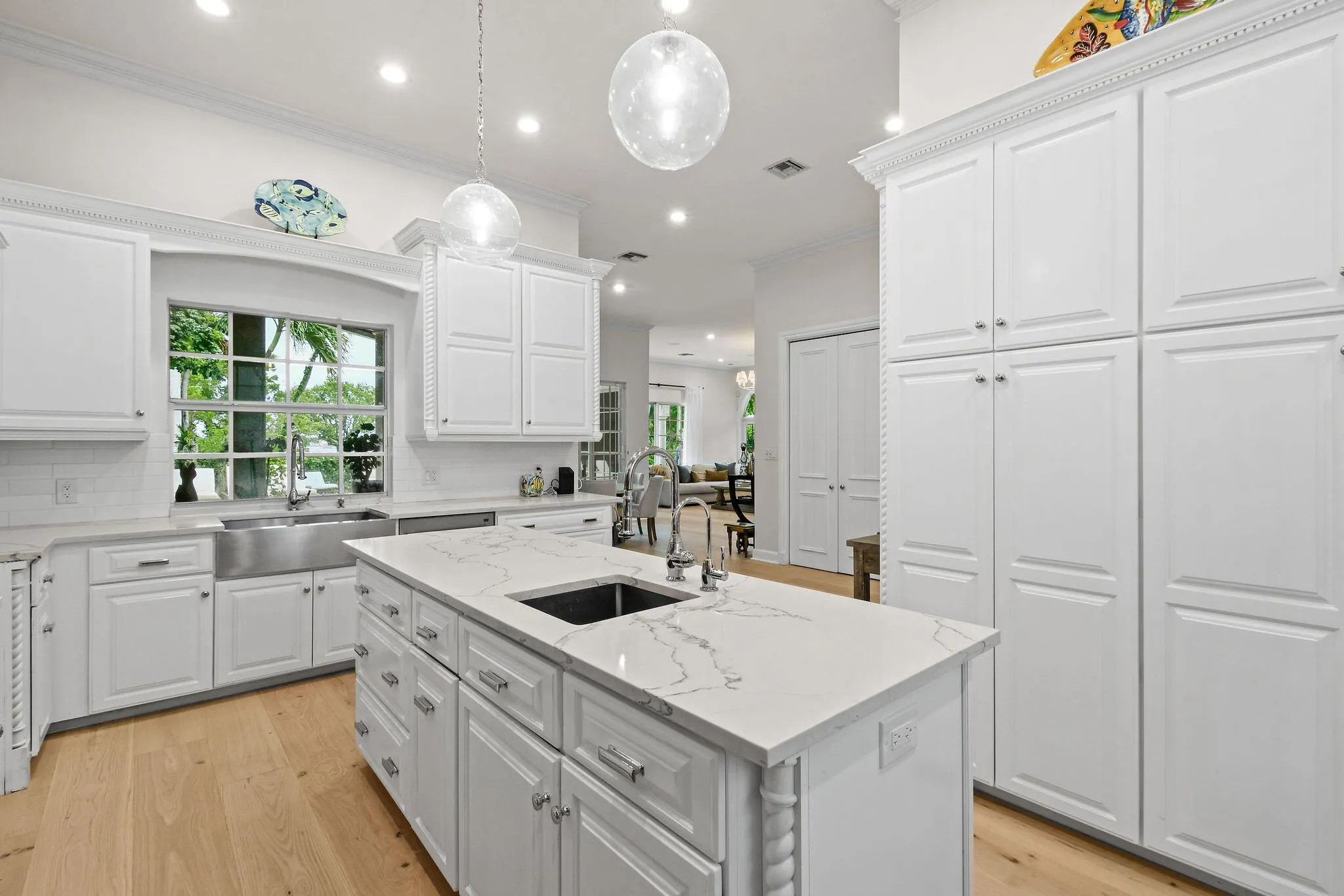 201 Avila Road