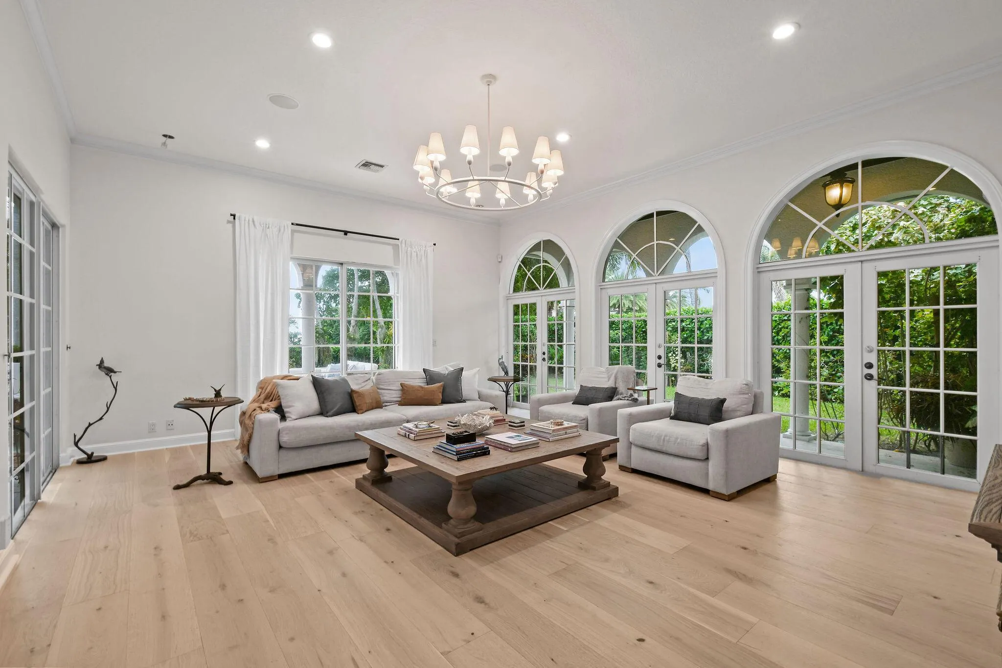 201 Avila Road