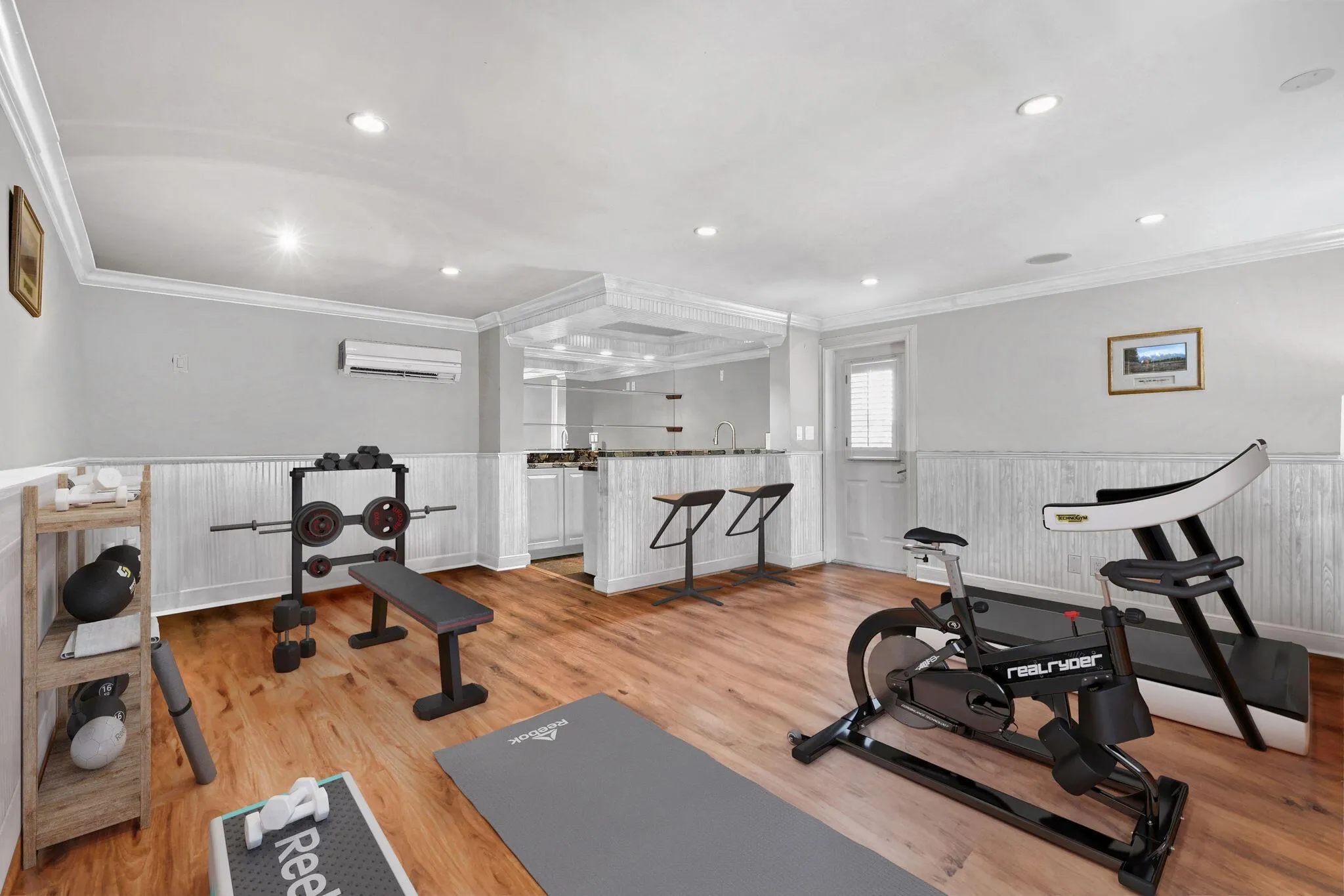 201 Avila Road
