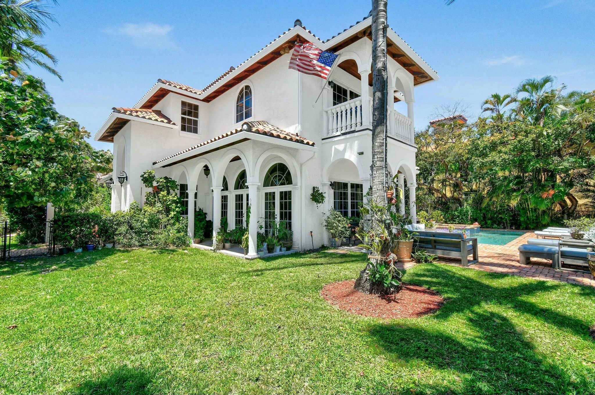 201 Avila Road
