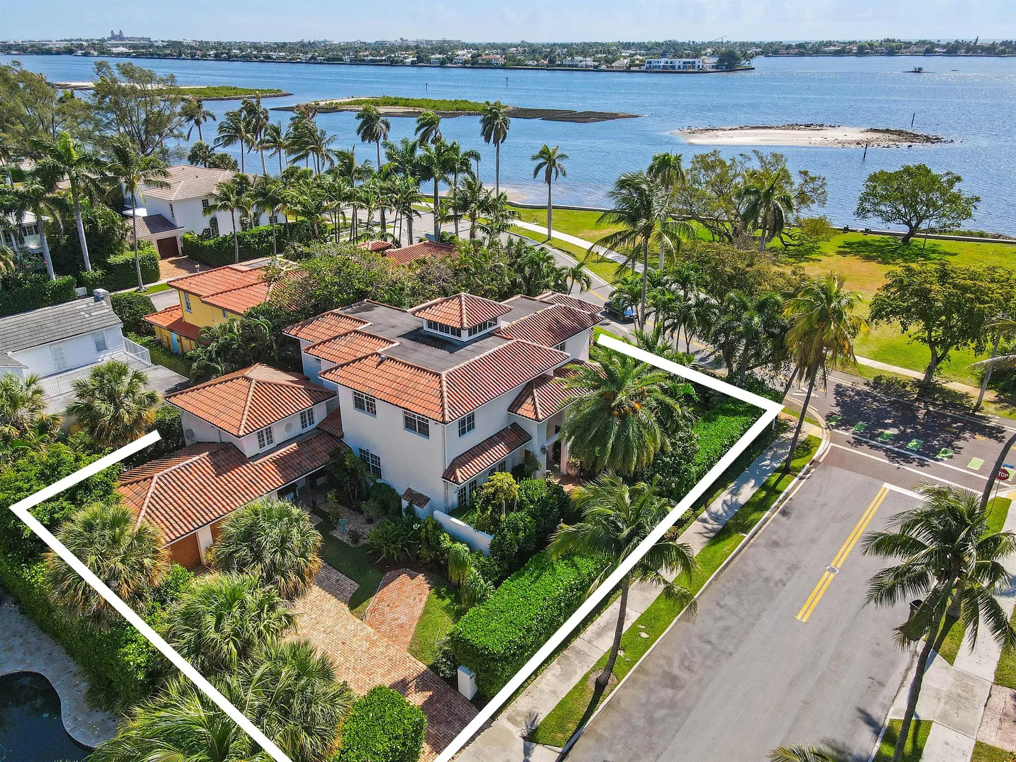 201 Avila Road