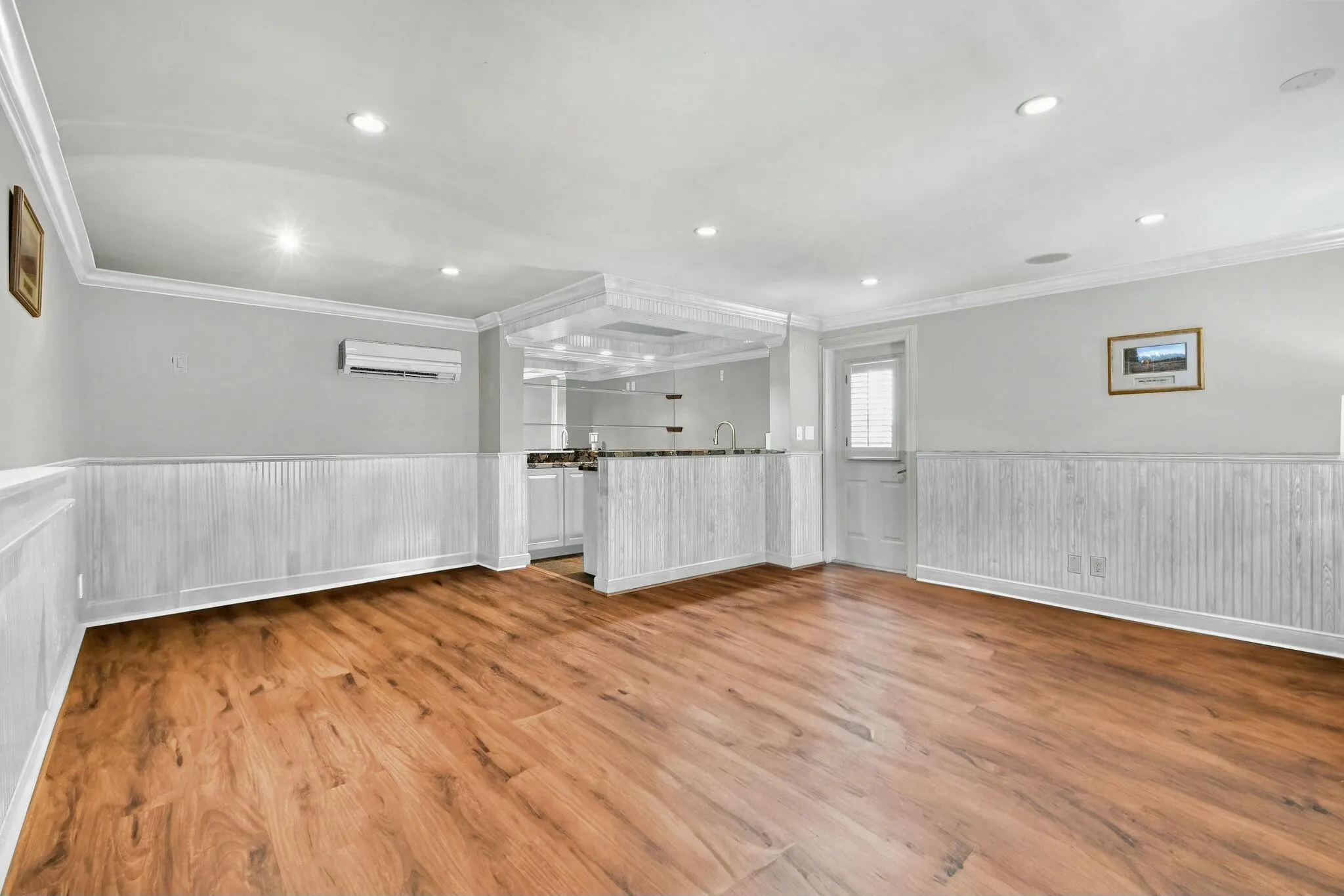 201 Avila Road