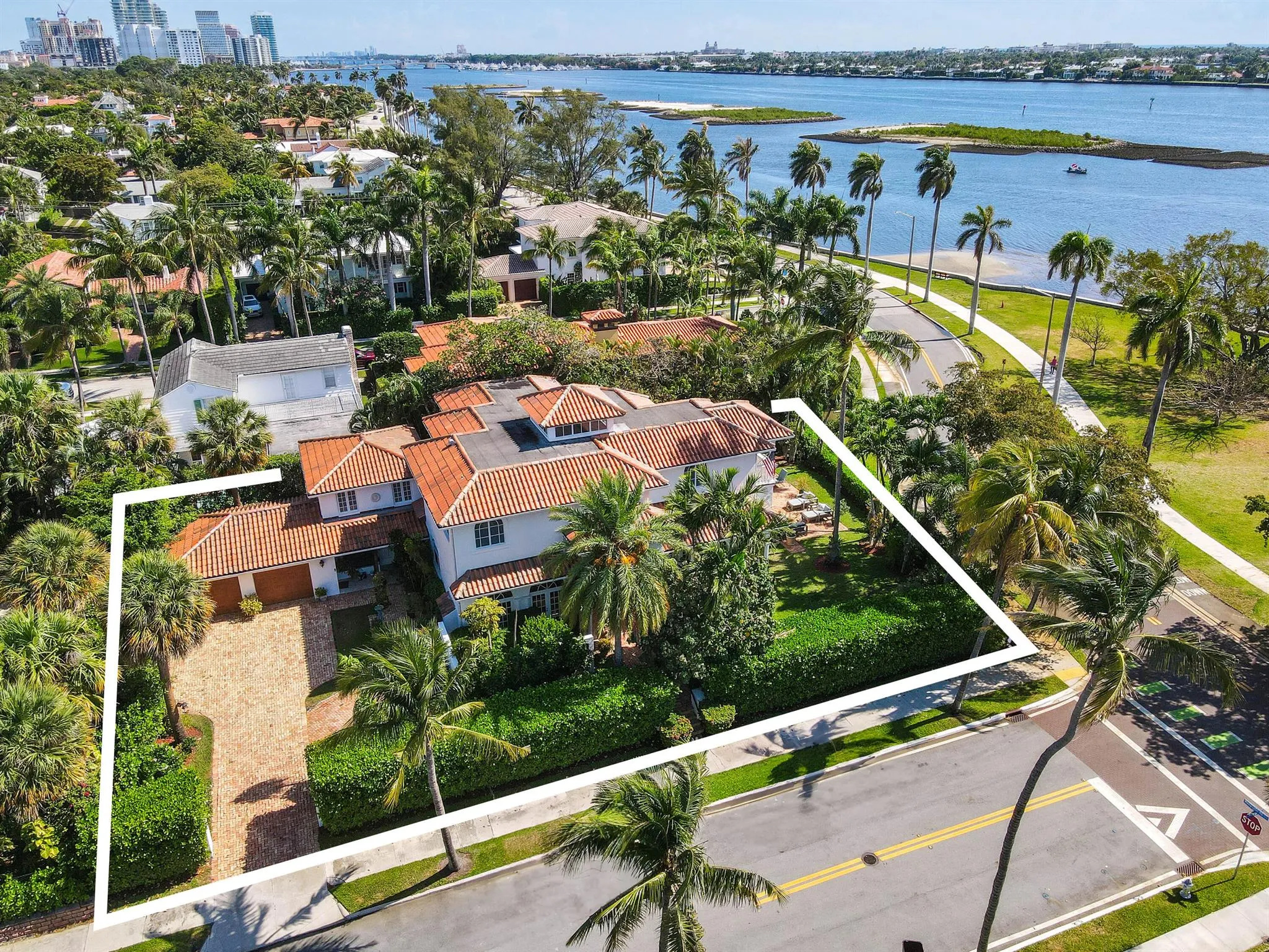 201 Avila Road