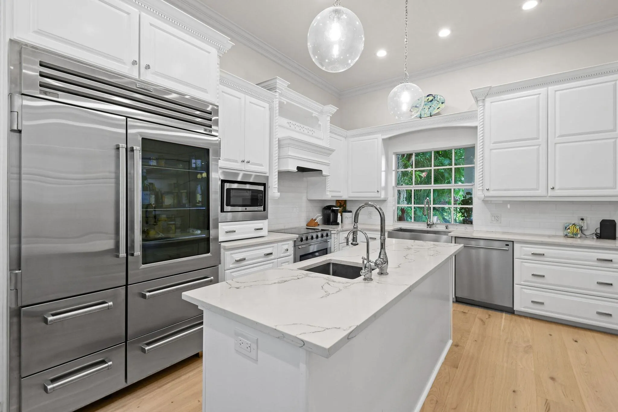 201 Avila Road