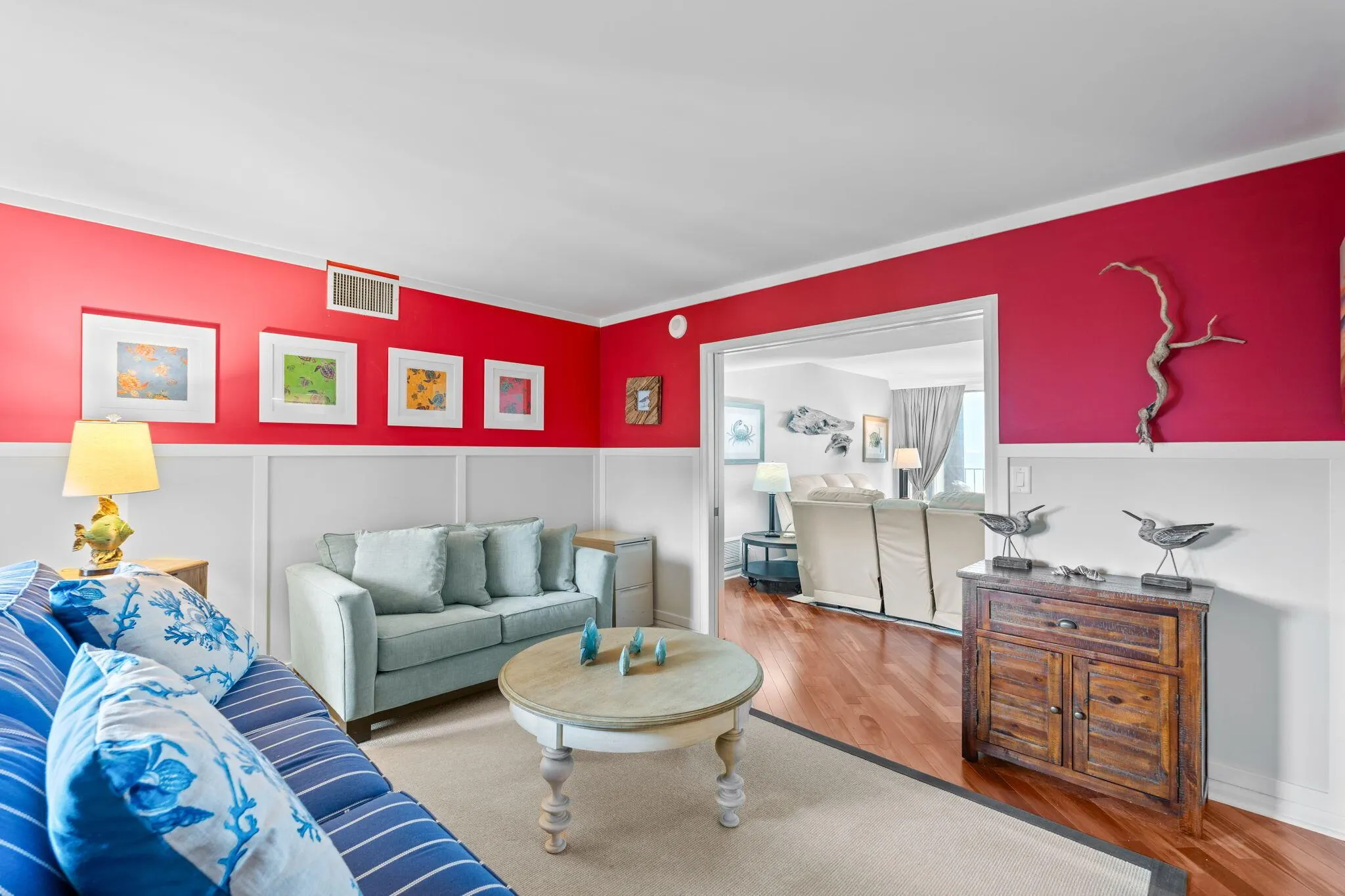 124 Lakeshore Drive, #5290