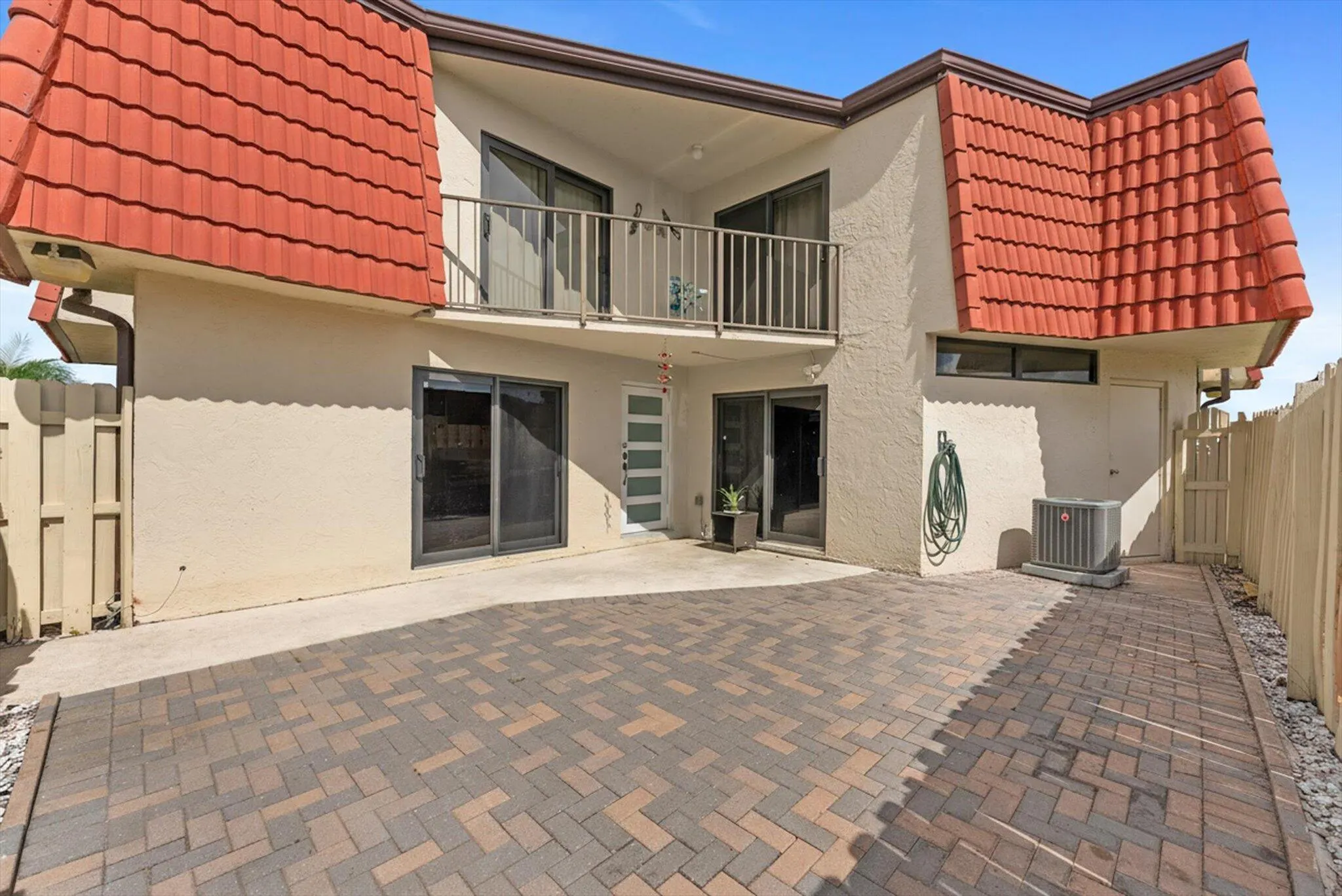 3807 Victoria Drive NE, #3807