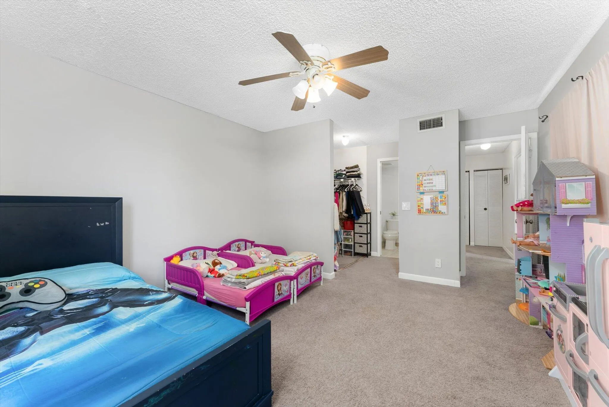3807 Victoria Drive NE, #3807