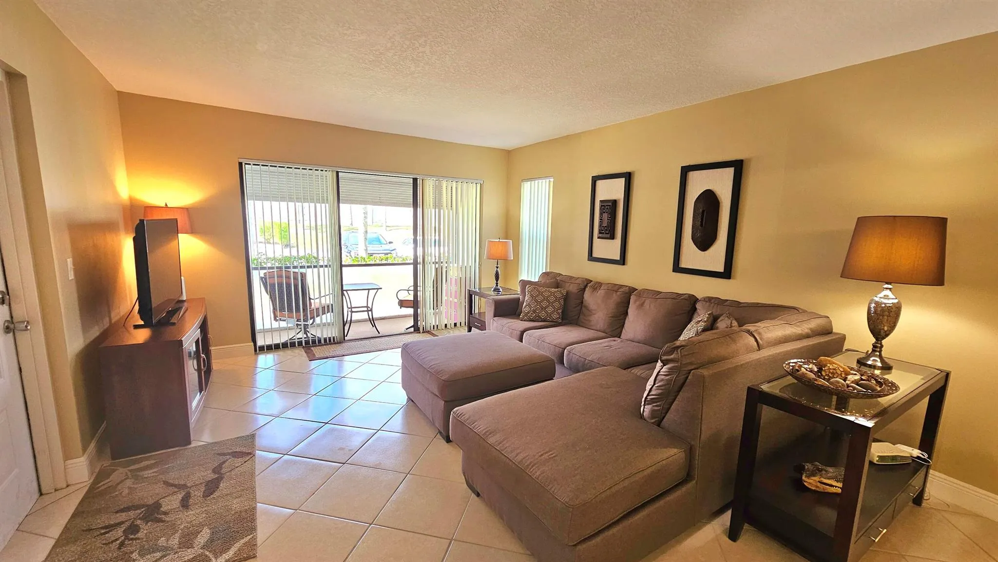 1005 Green Pine Boulevard, #E1