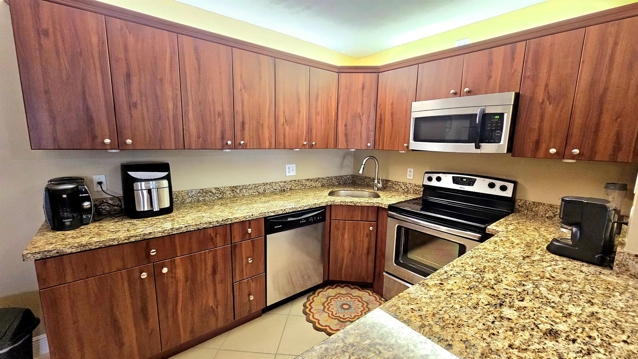 1005 Green Pine Boulevard, #E1