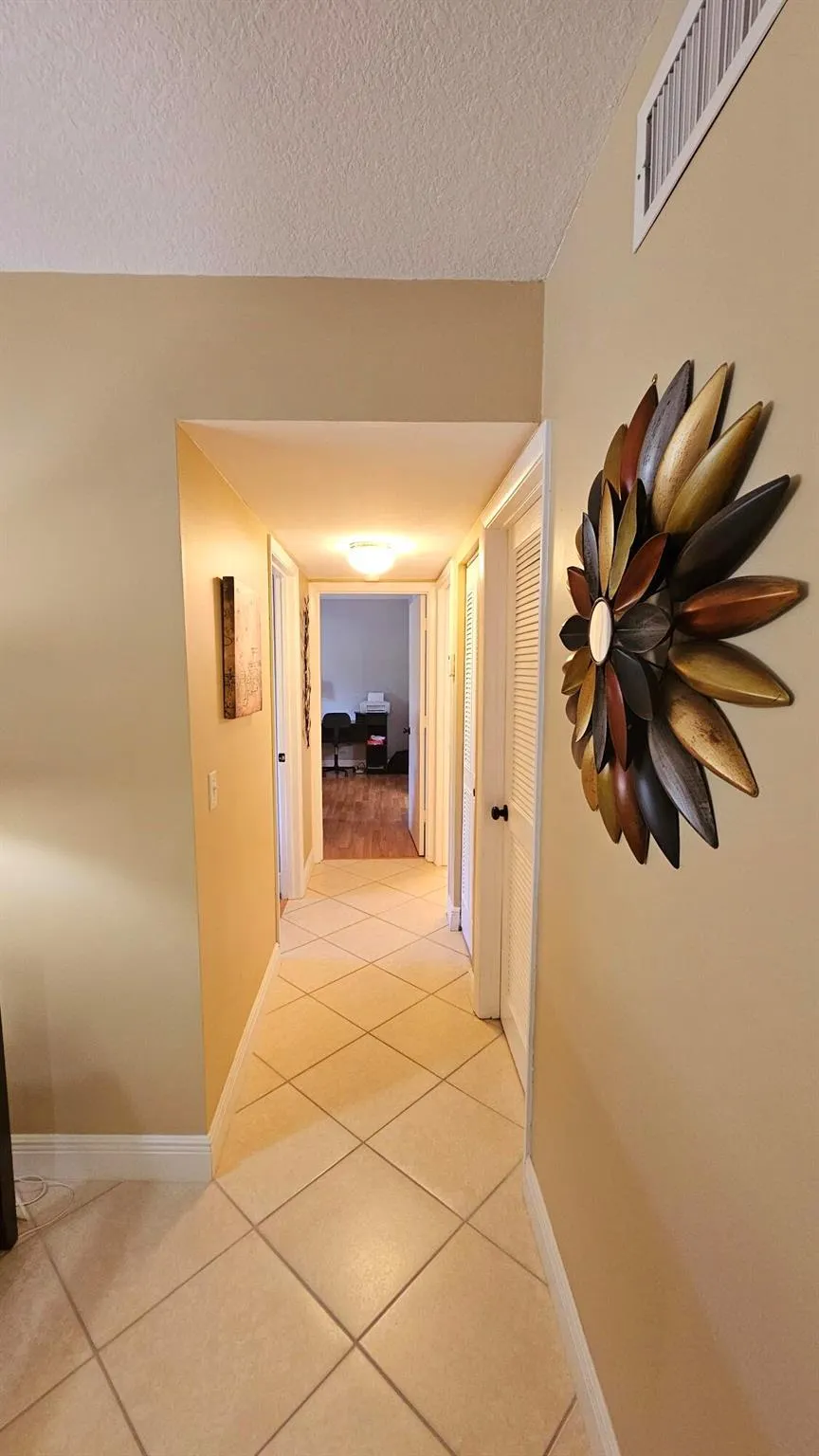 1005 Green Pine Boulevard, #E1