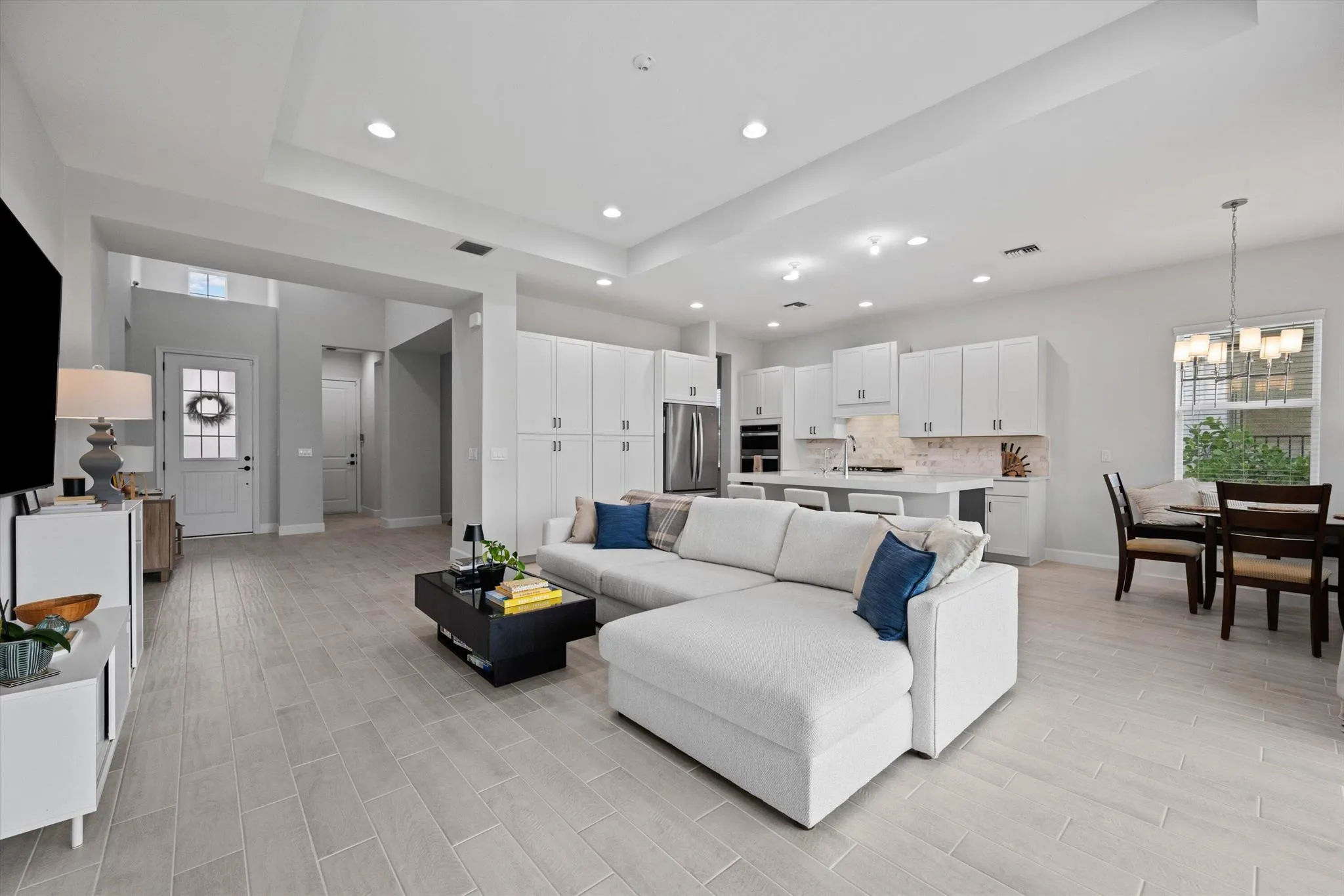 5549 Zestar Lane
