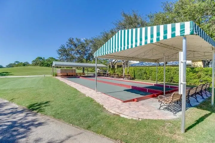 8705 Tompson Point Road