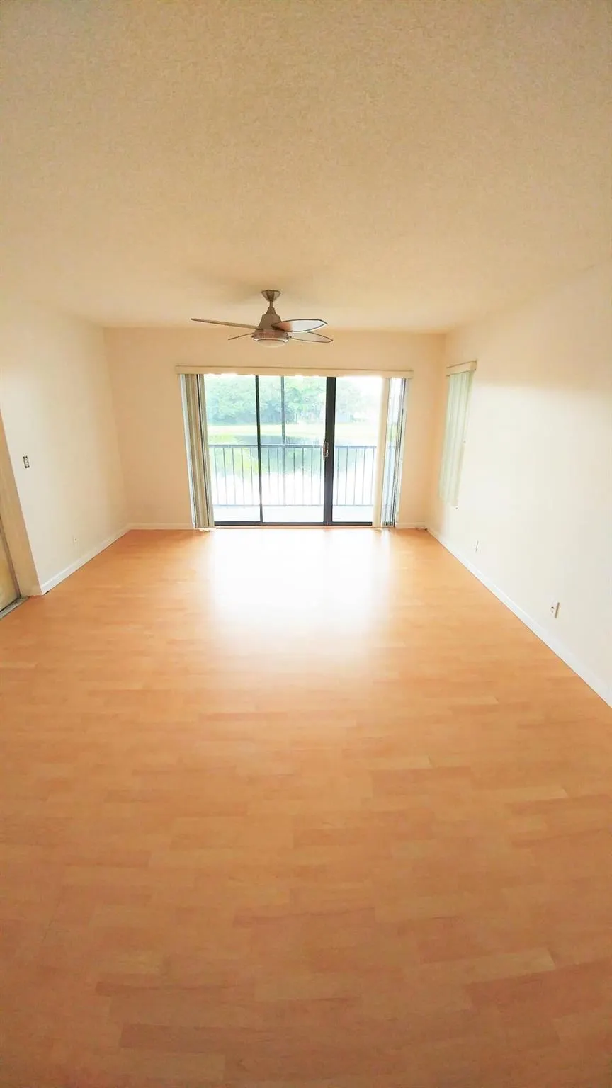 1001 Green Pine Boulevard, #C2