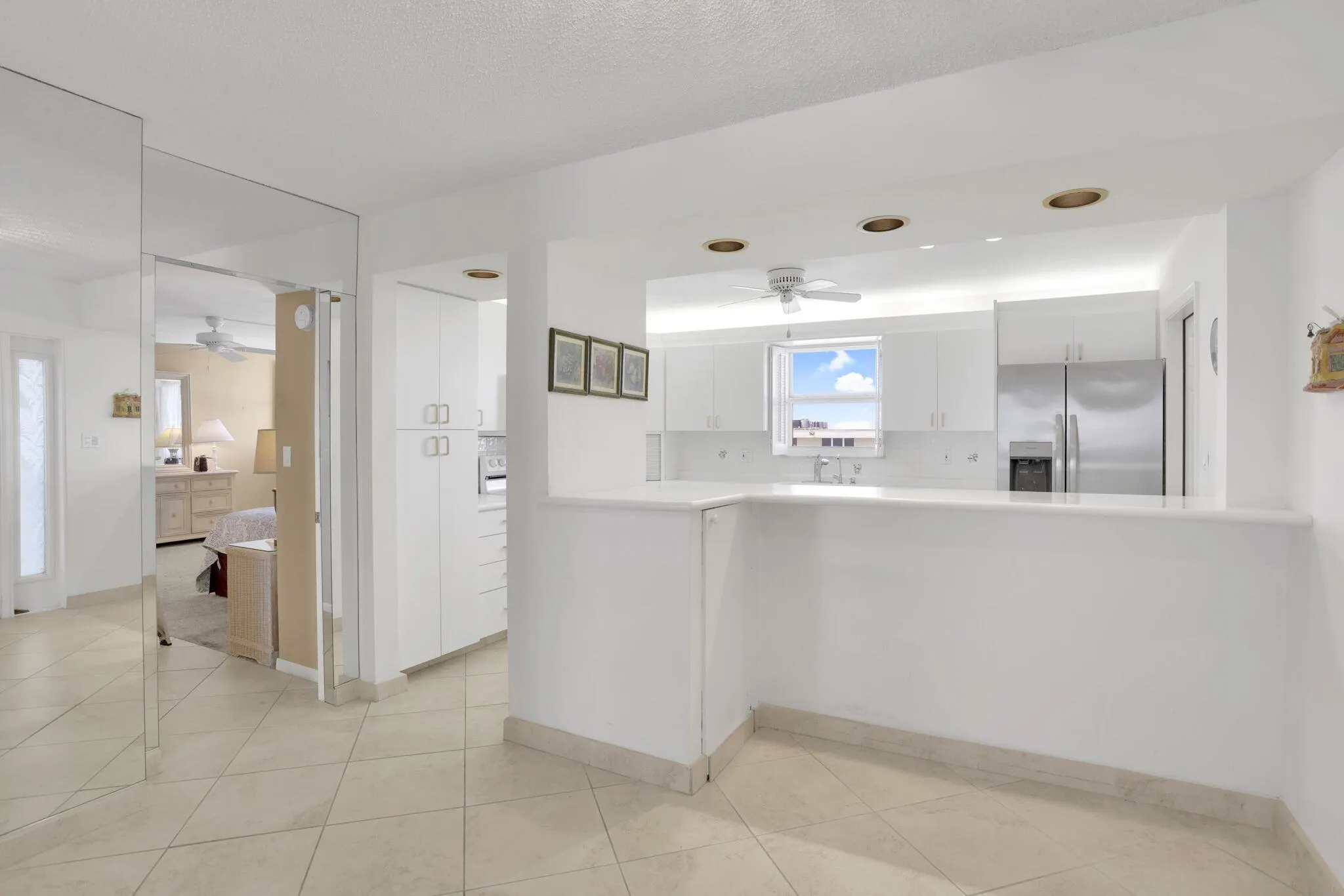 1051 Hillsboro Mile, #Ph4e