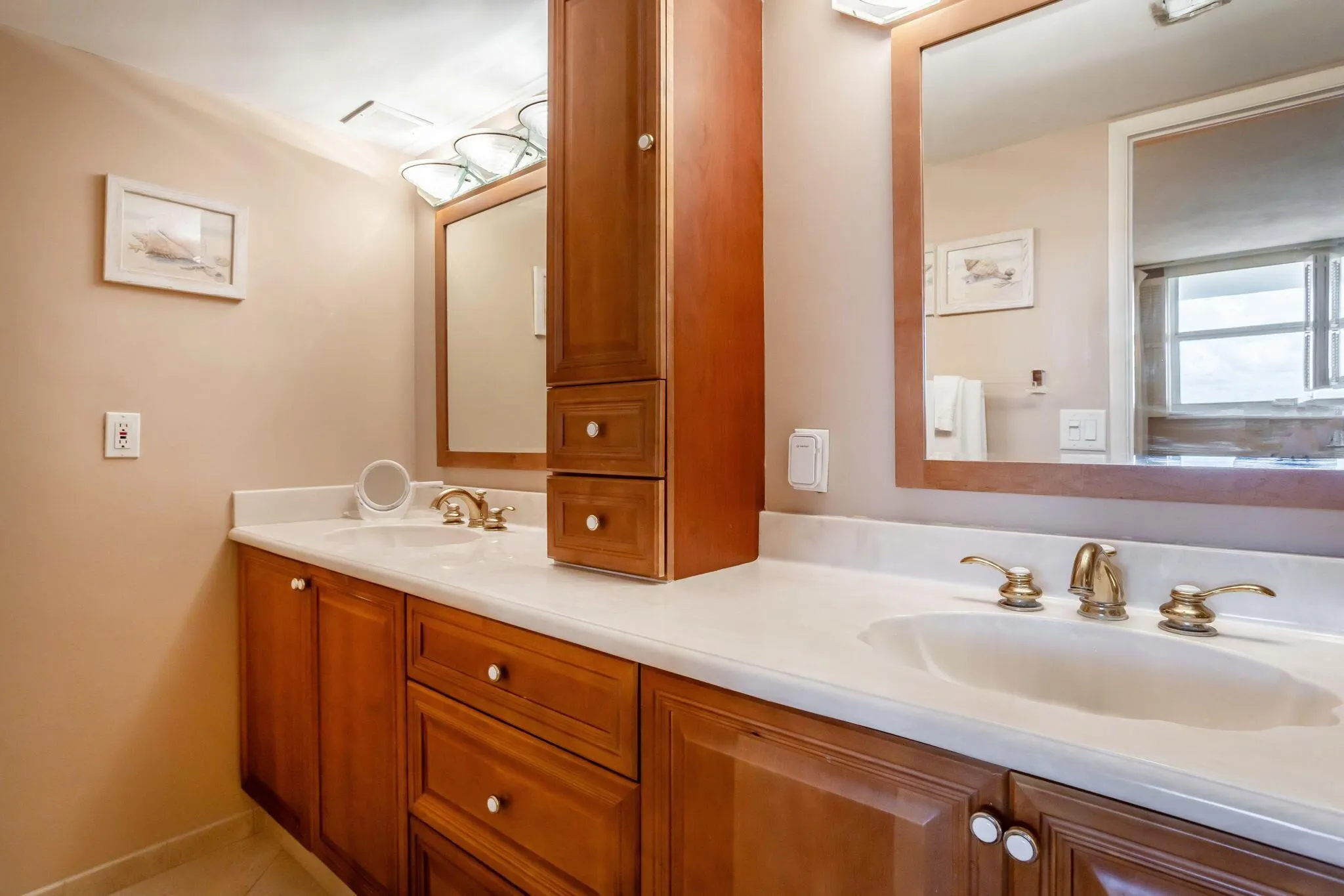 1051 Hillsboro Mile, #Ph4e