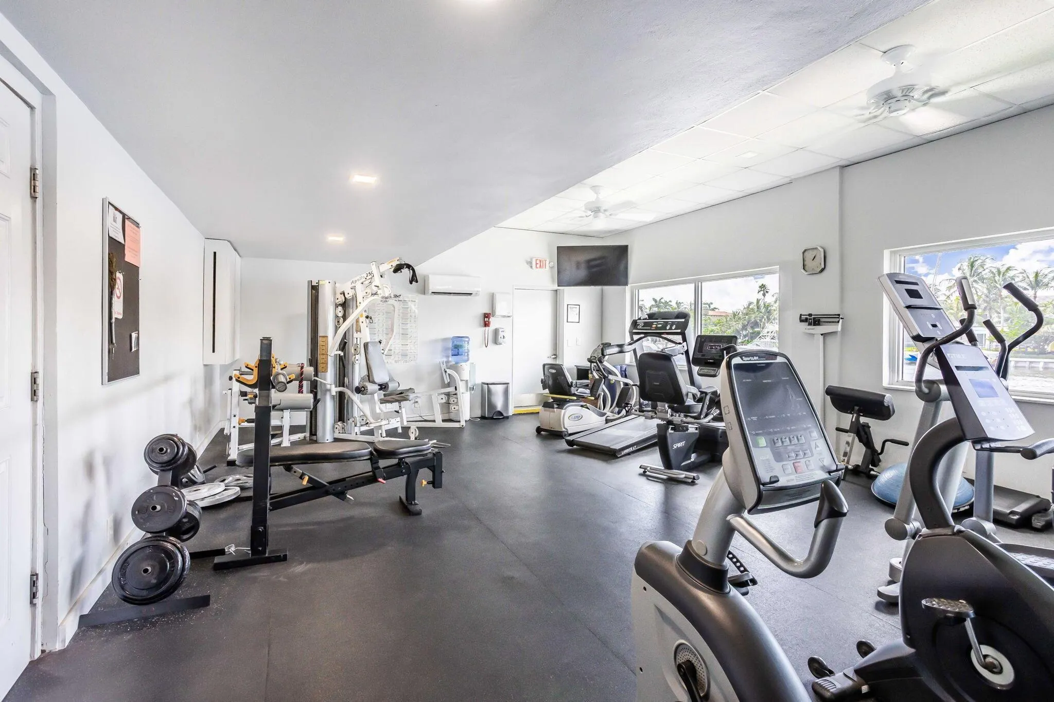 1051 Hillsboro Mile, #Ph4e