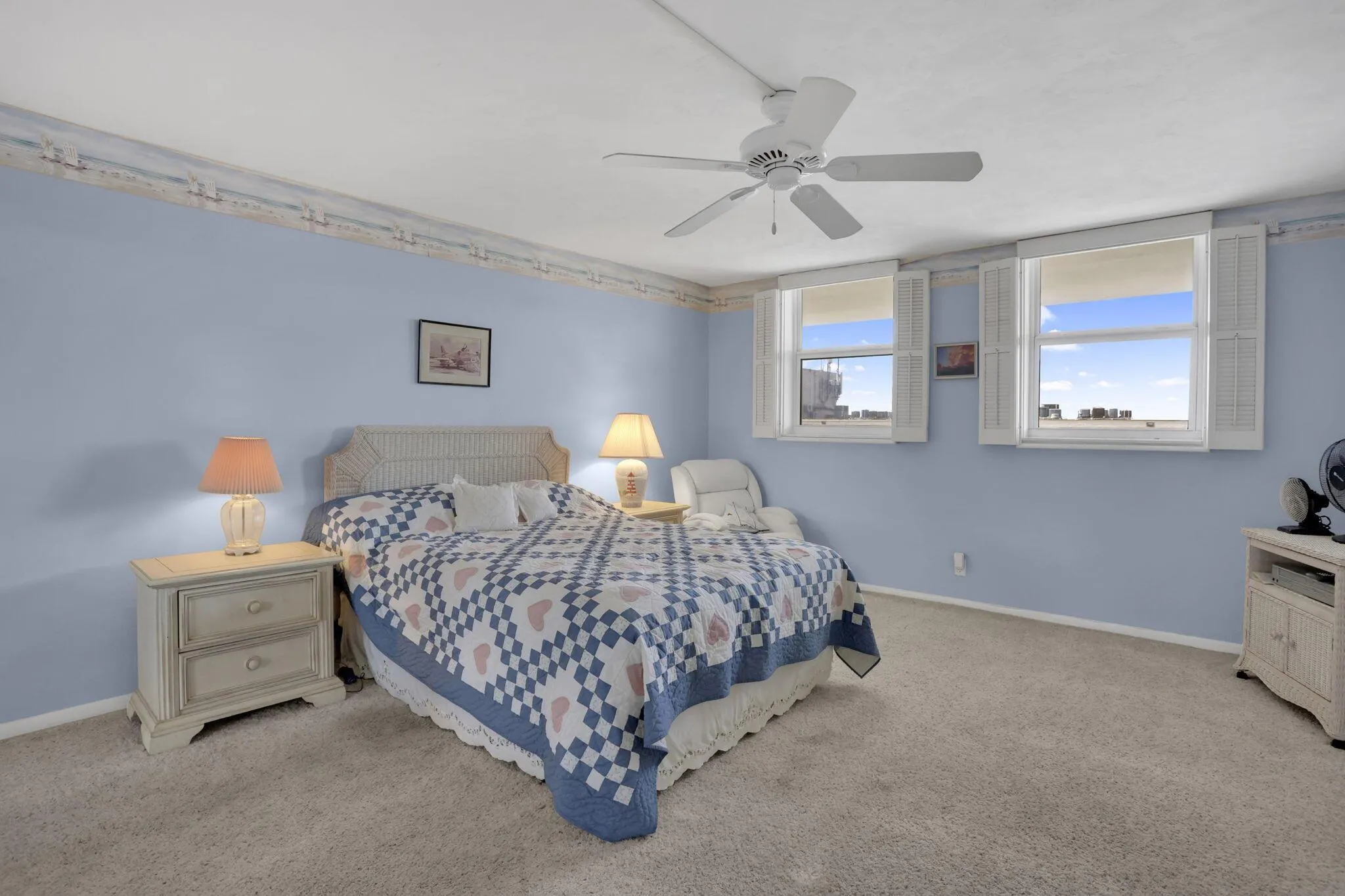 1051 Hillsboro Mile, #Ph4e
