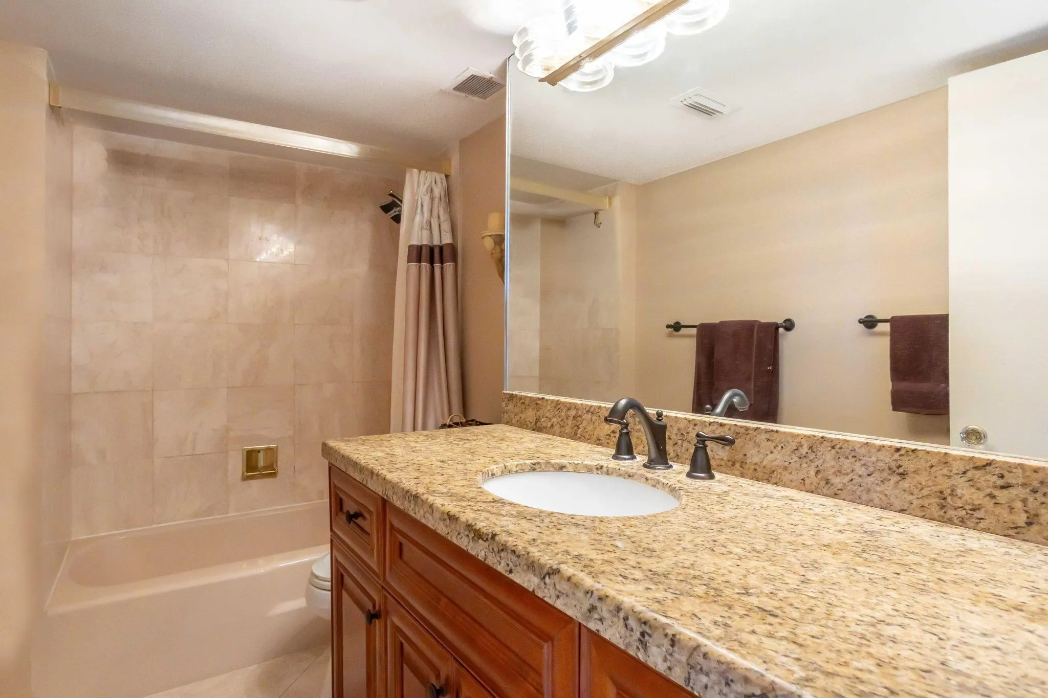 1051 Hillsboro Mile, #Ph4e