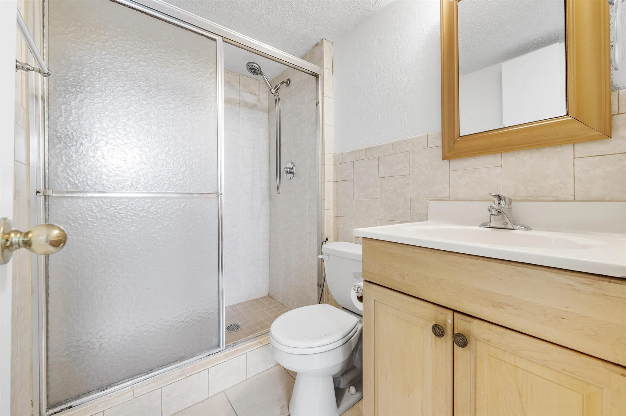 2400 NE 10th Street, #410