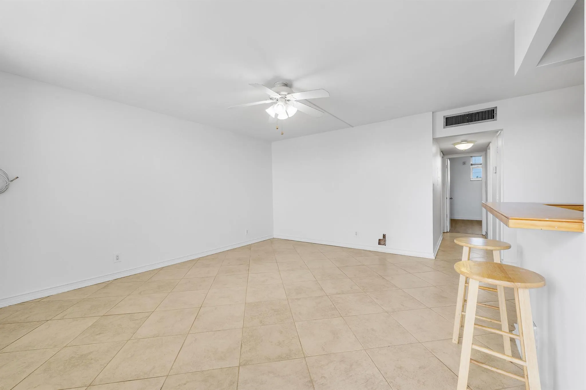 2400 NE 10th Street, #410