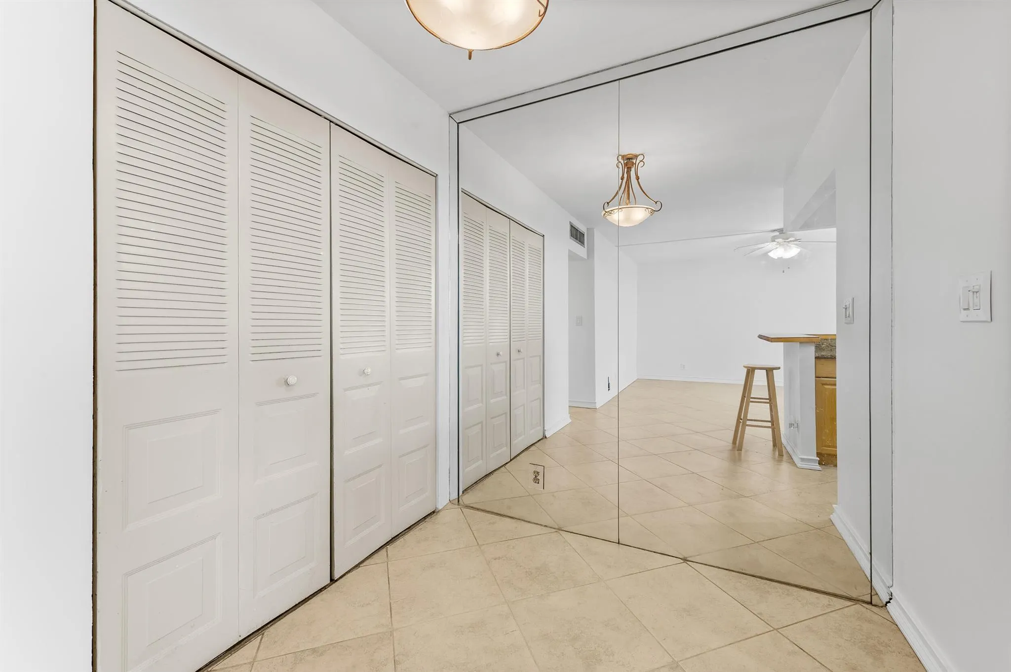 2400 NE 10th Street, #410
