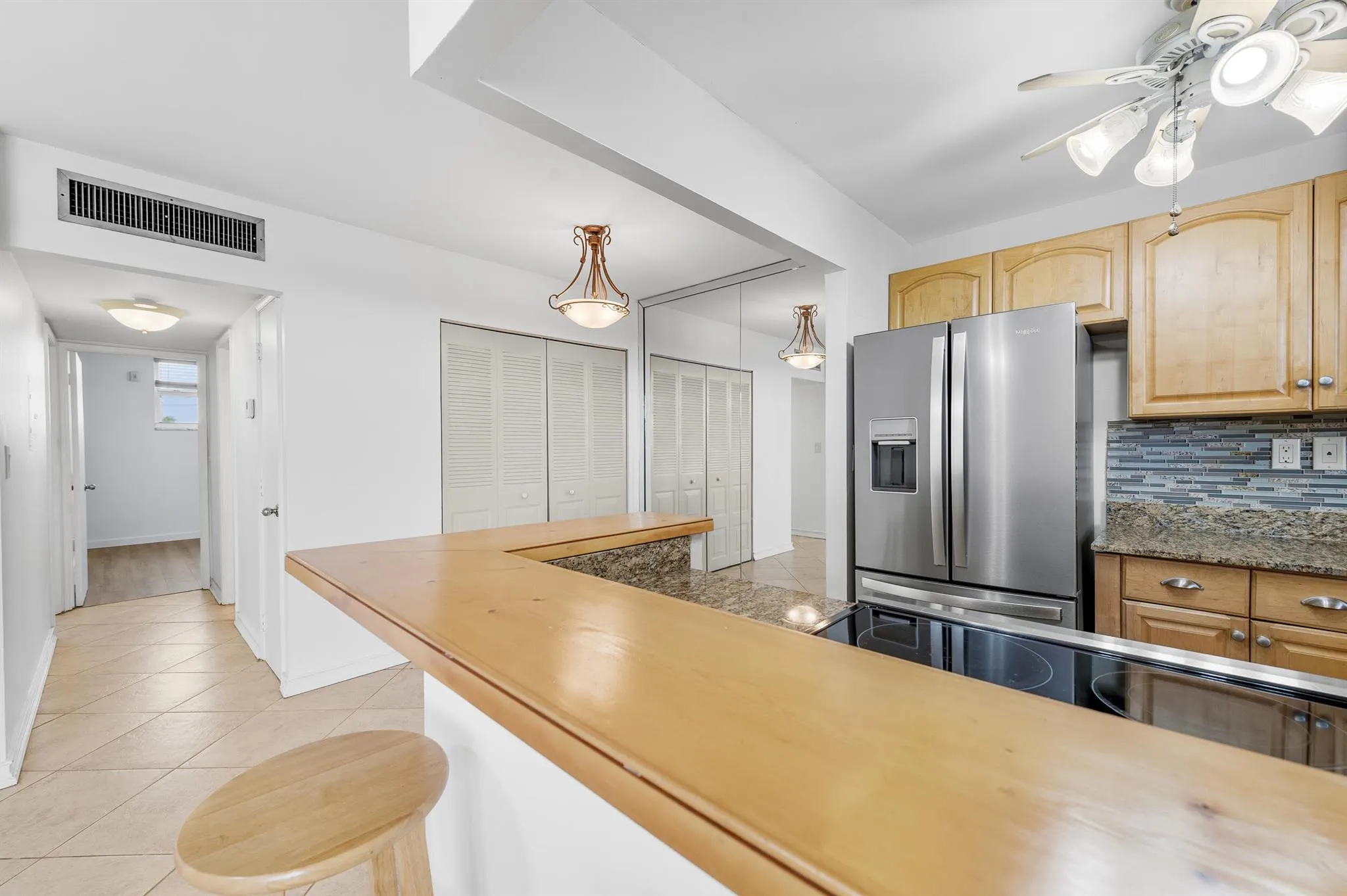 2400 NE 10th Street, #410
