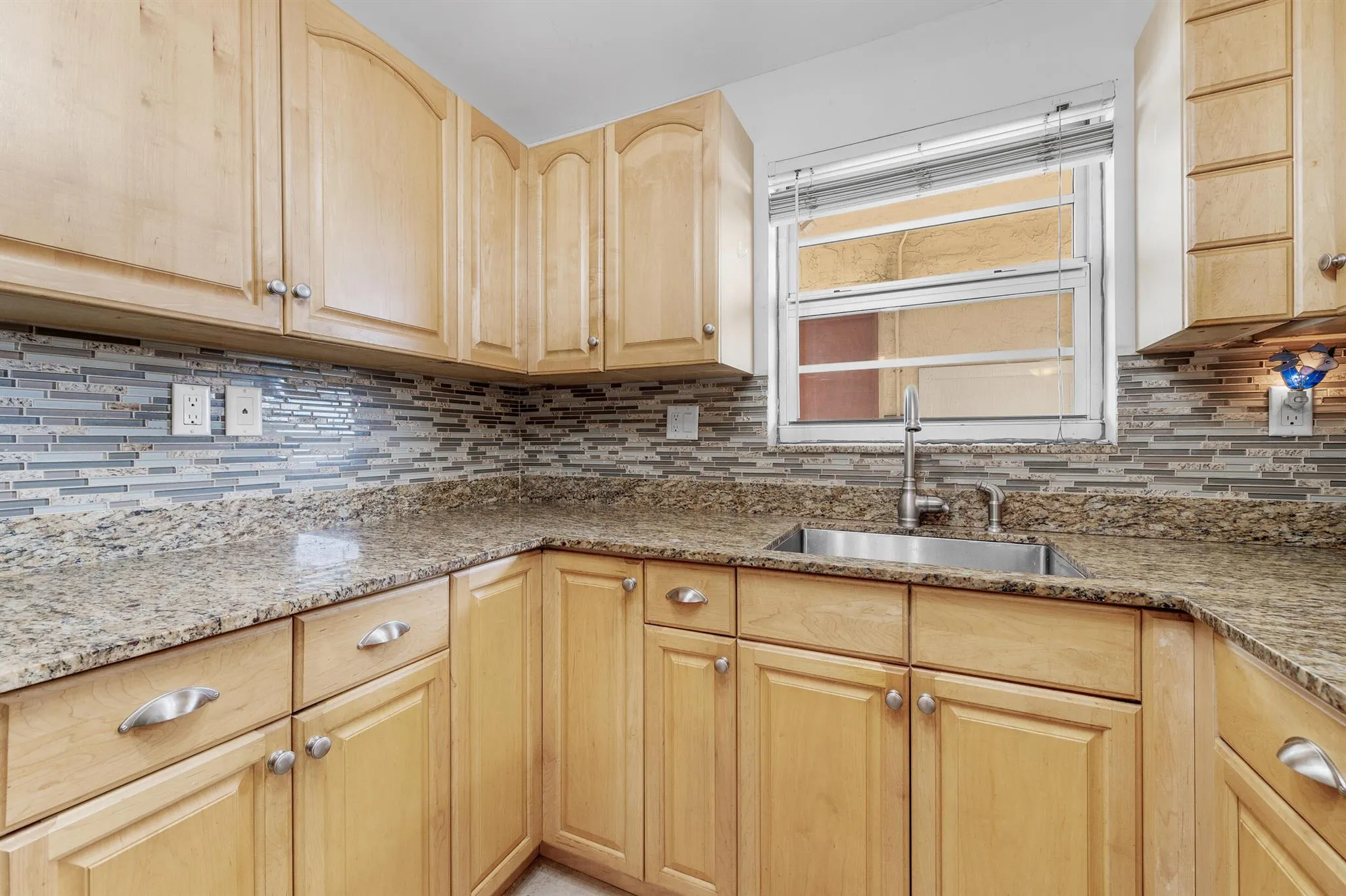 2400 NE 10th Street, #410
