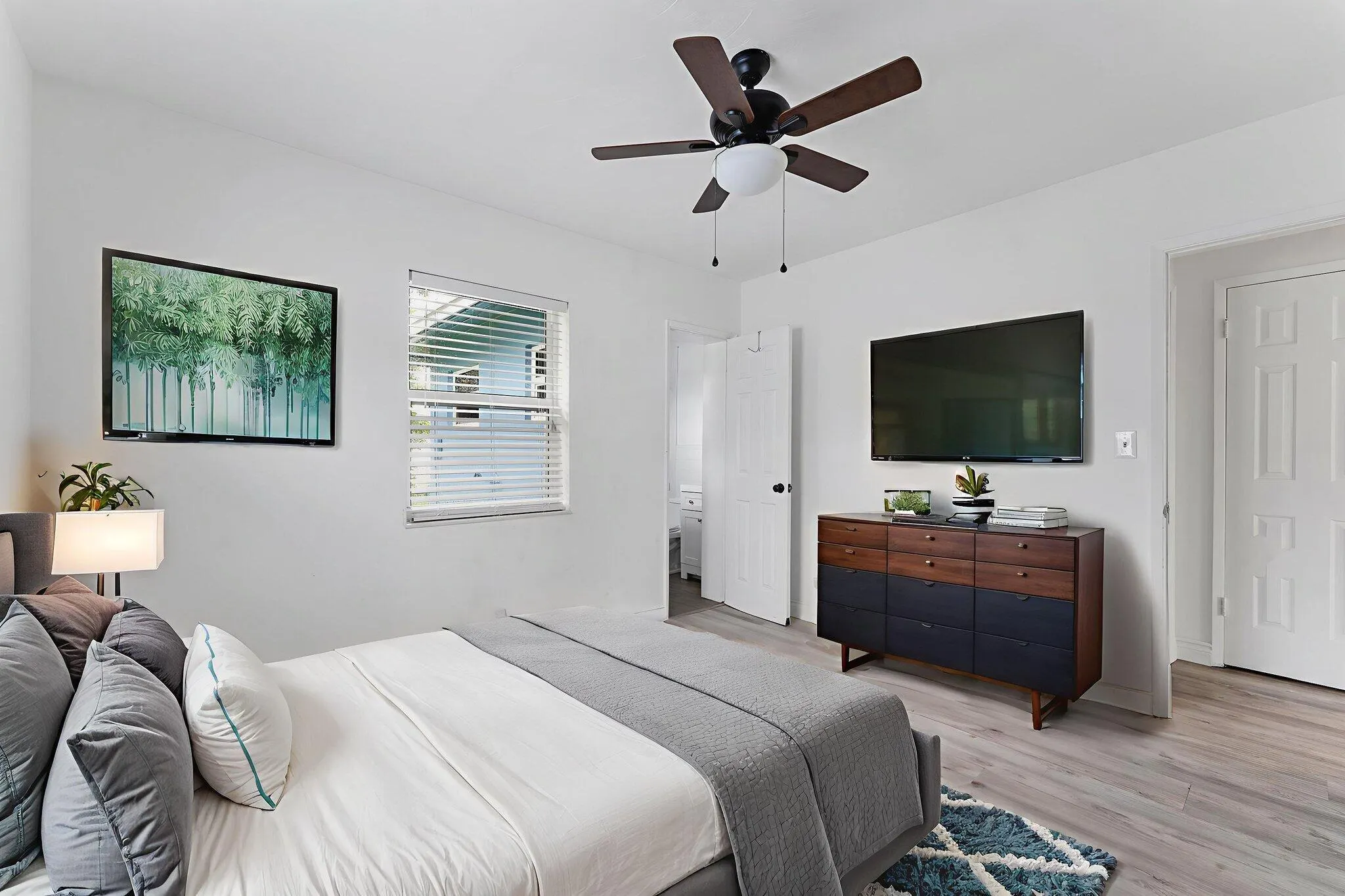 430 NE 49th Street