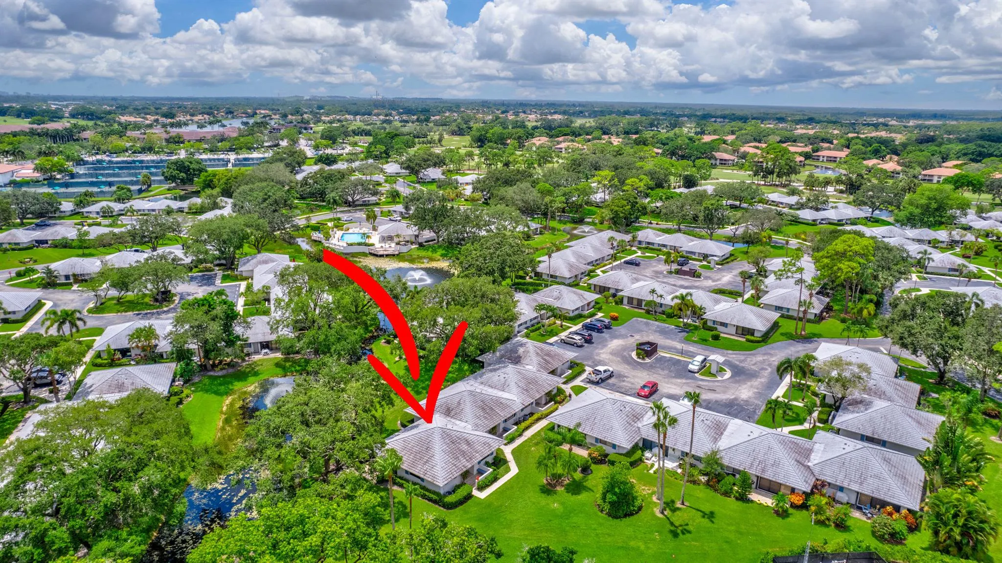 908 Club Drive, #908