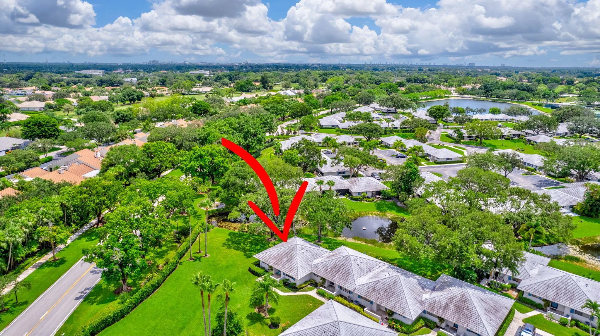 908 Club Drive, #908