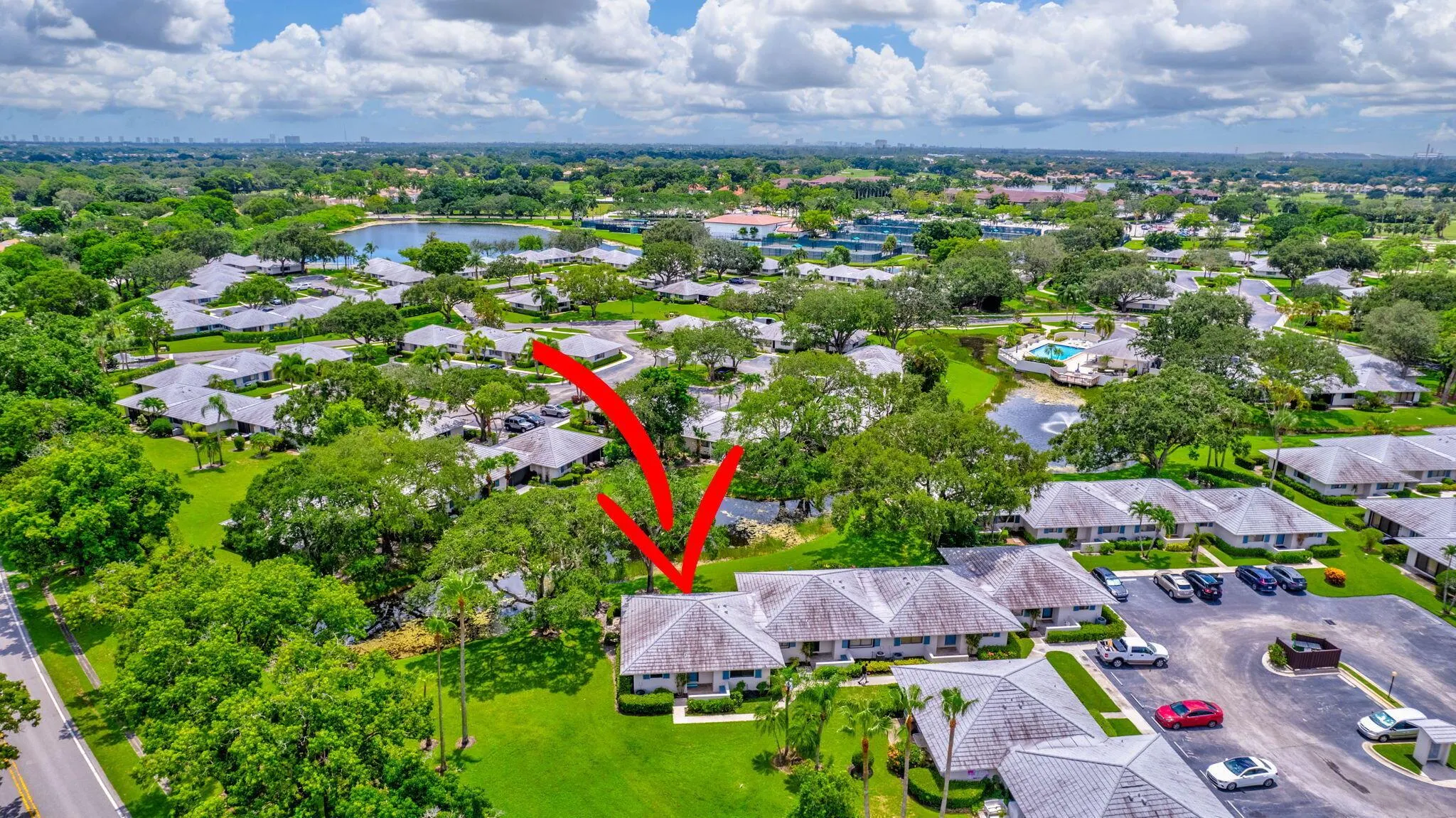 908 Club Drive, #908