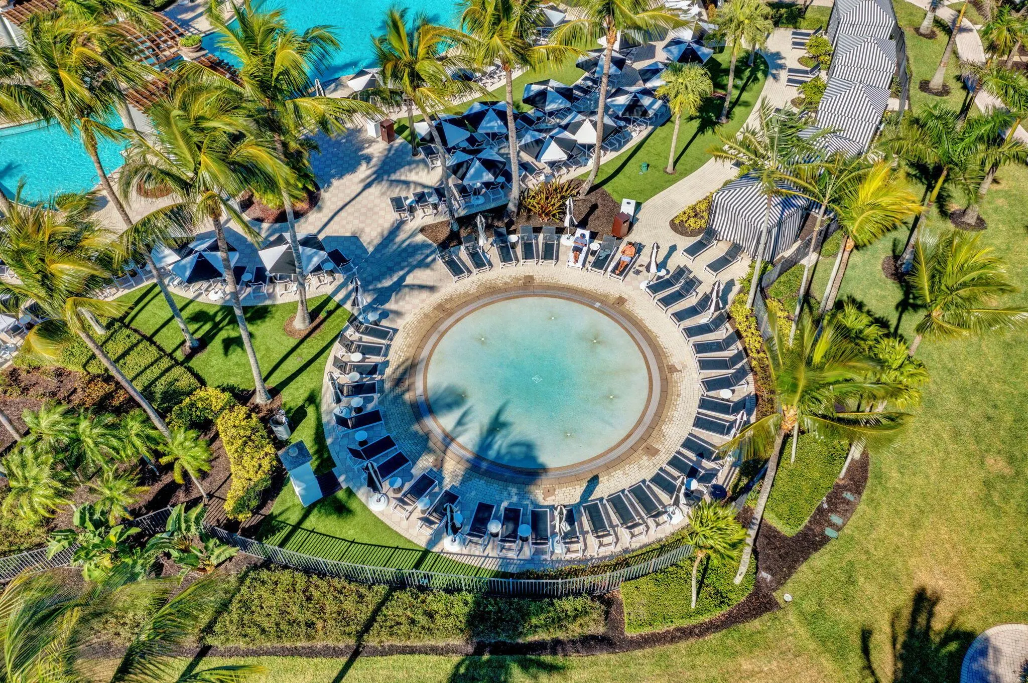 908 Club Drive, #908