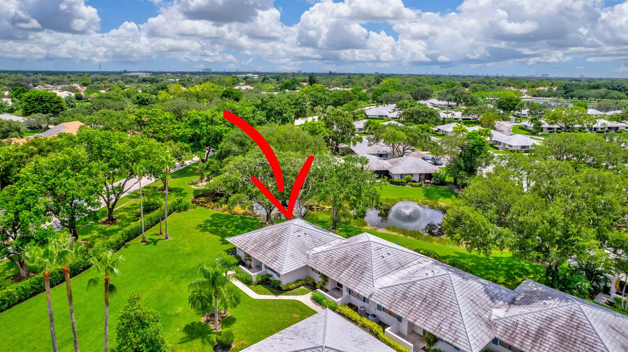 908 Club Drive, #908