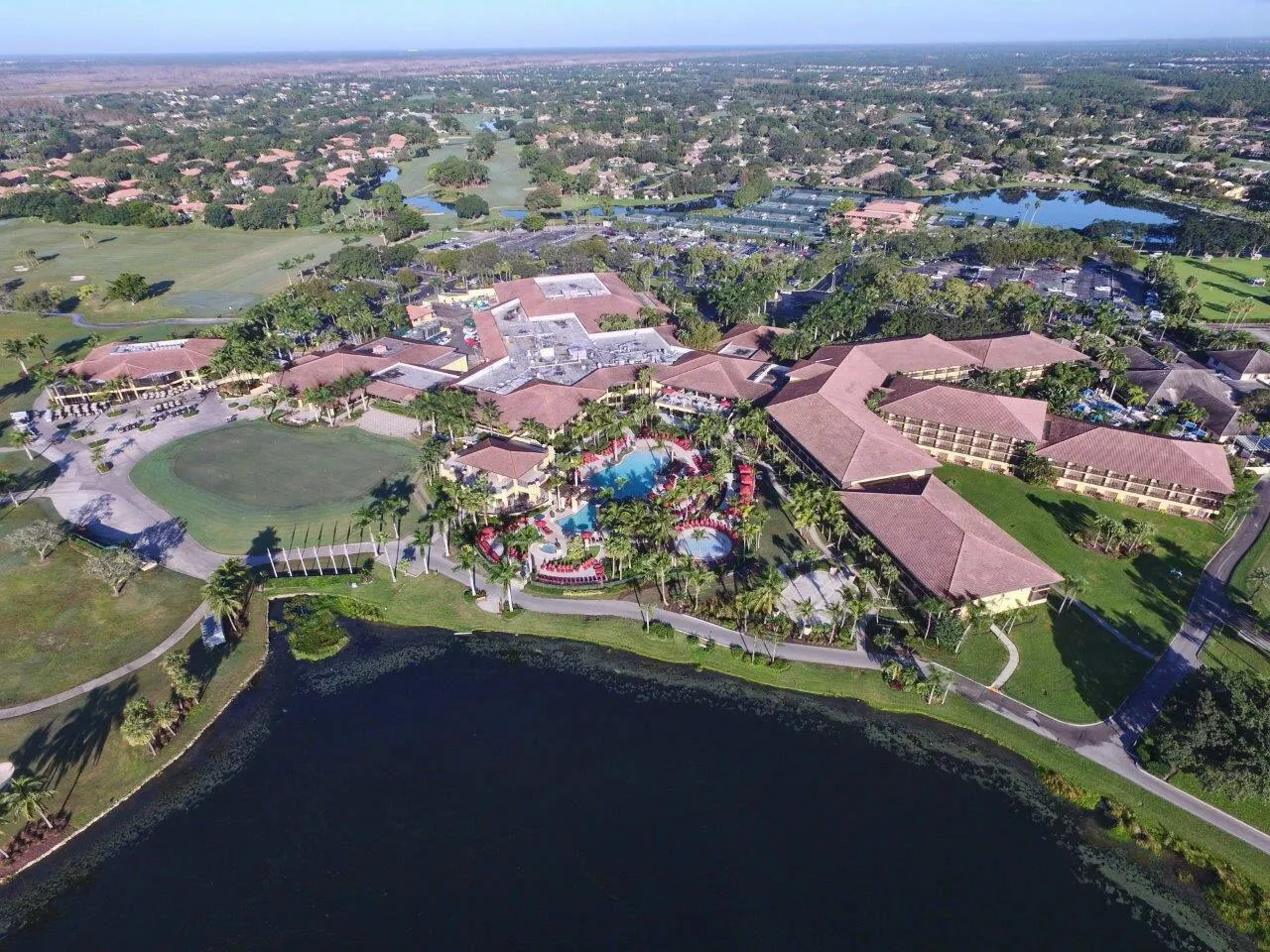 908 Club Drive, #908