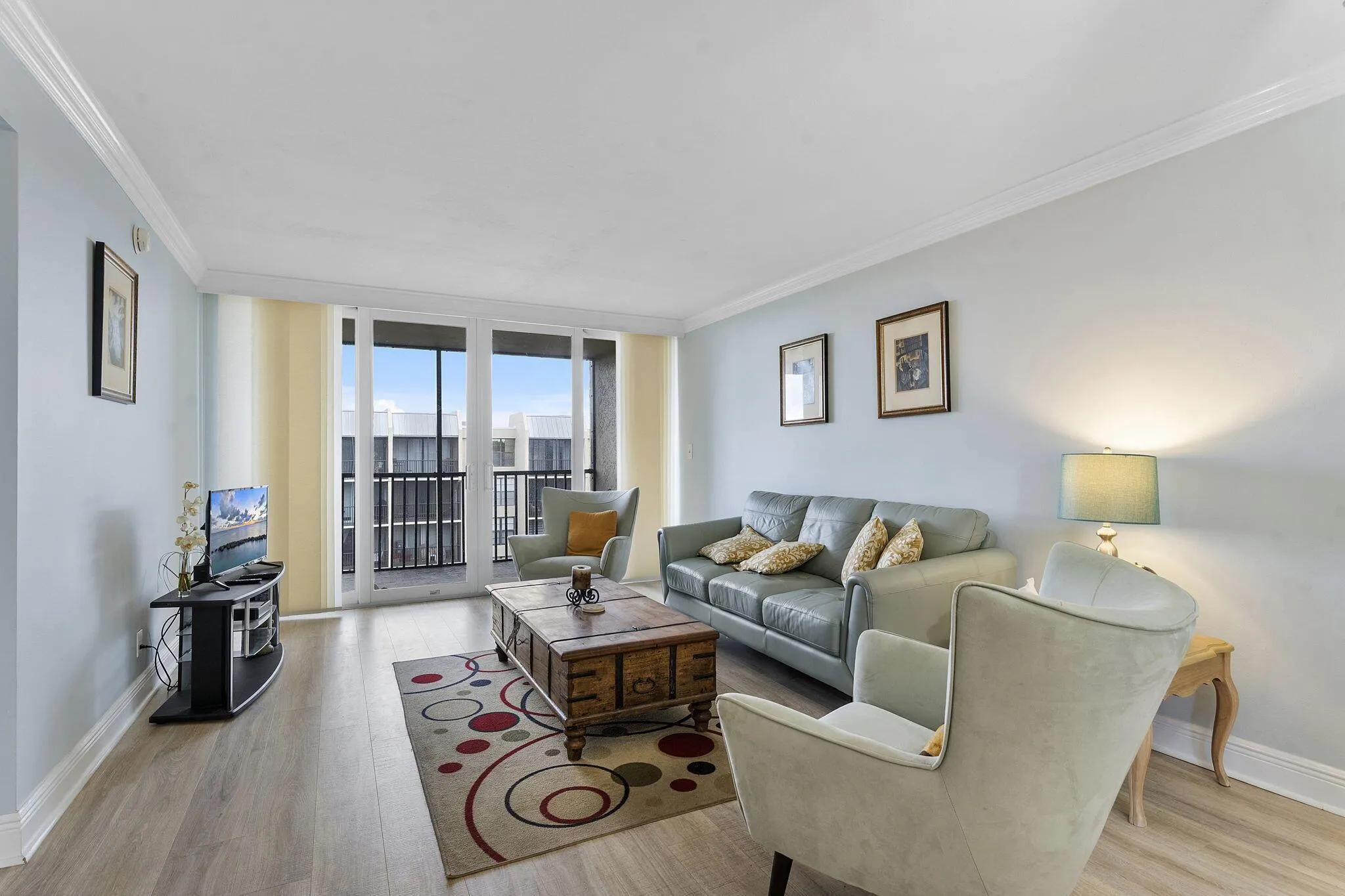 8 Royal Palm Way, #6040