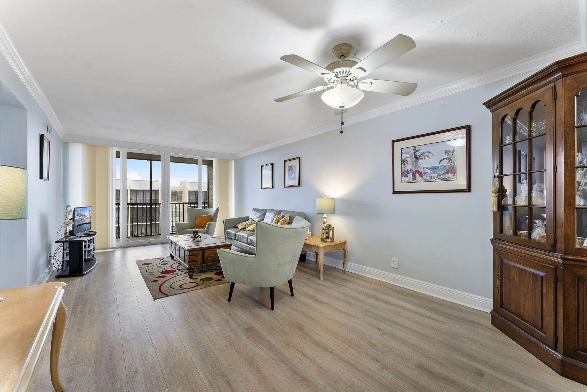 8 Royal Palm Way, #6040