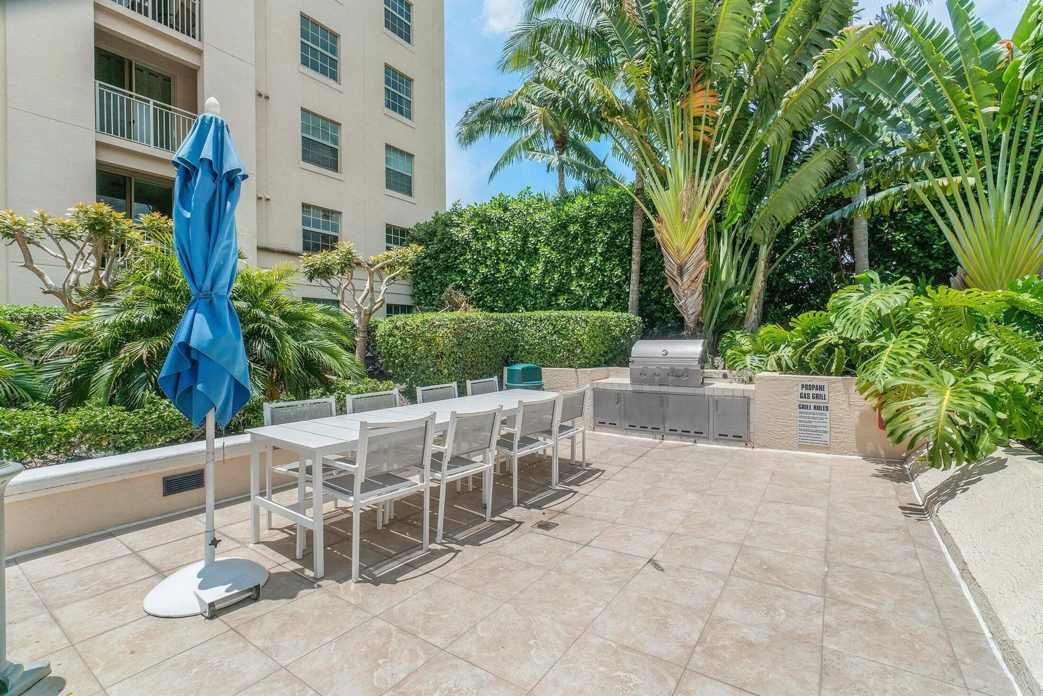 610 Clematis Street, #523