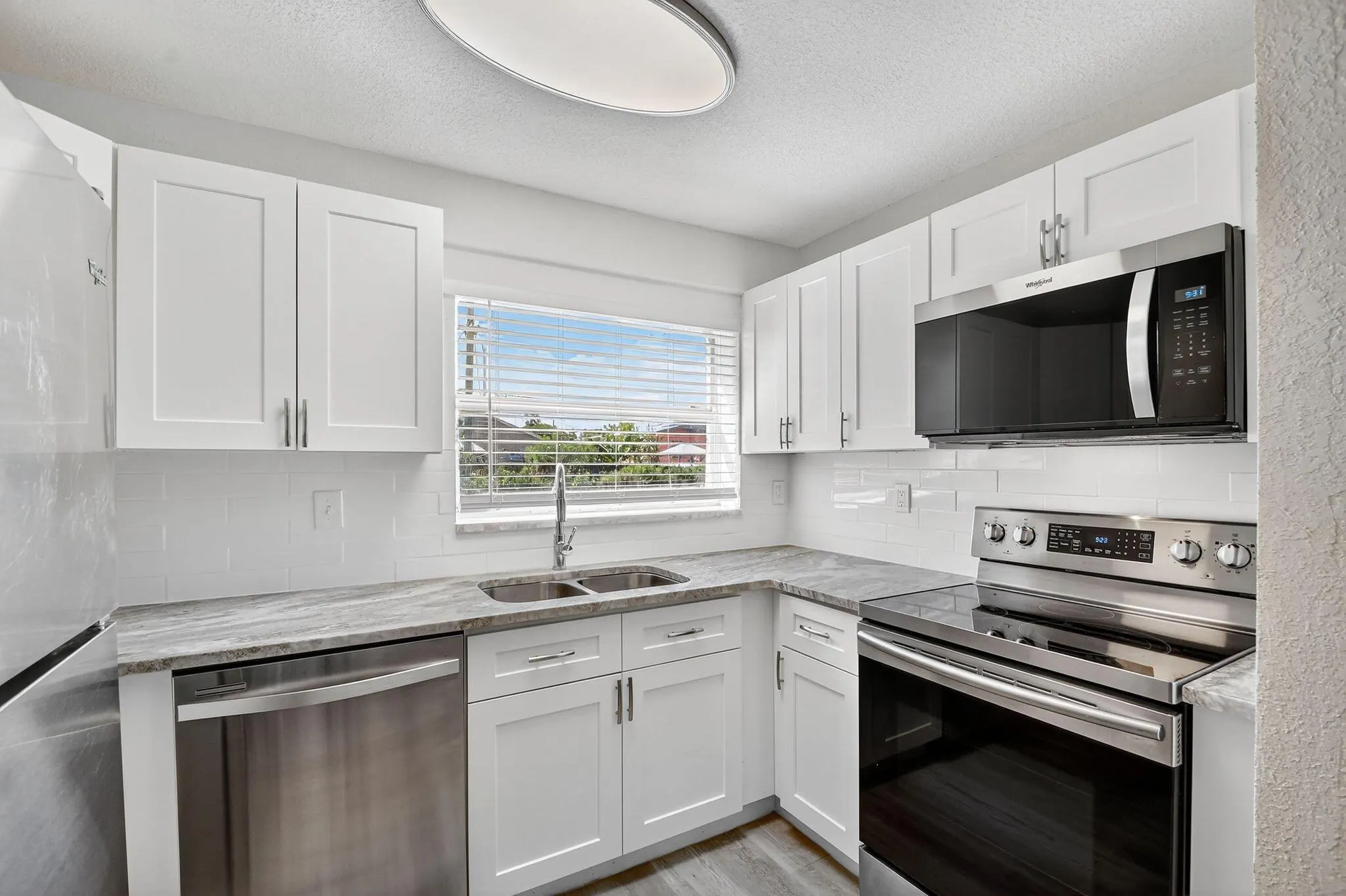 1373 W 30th Street